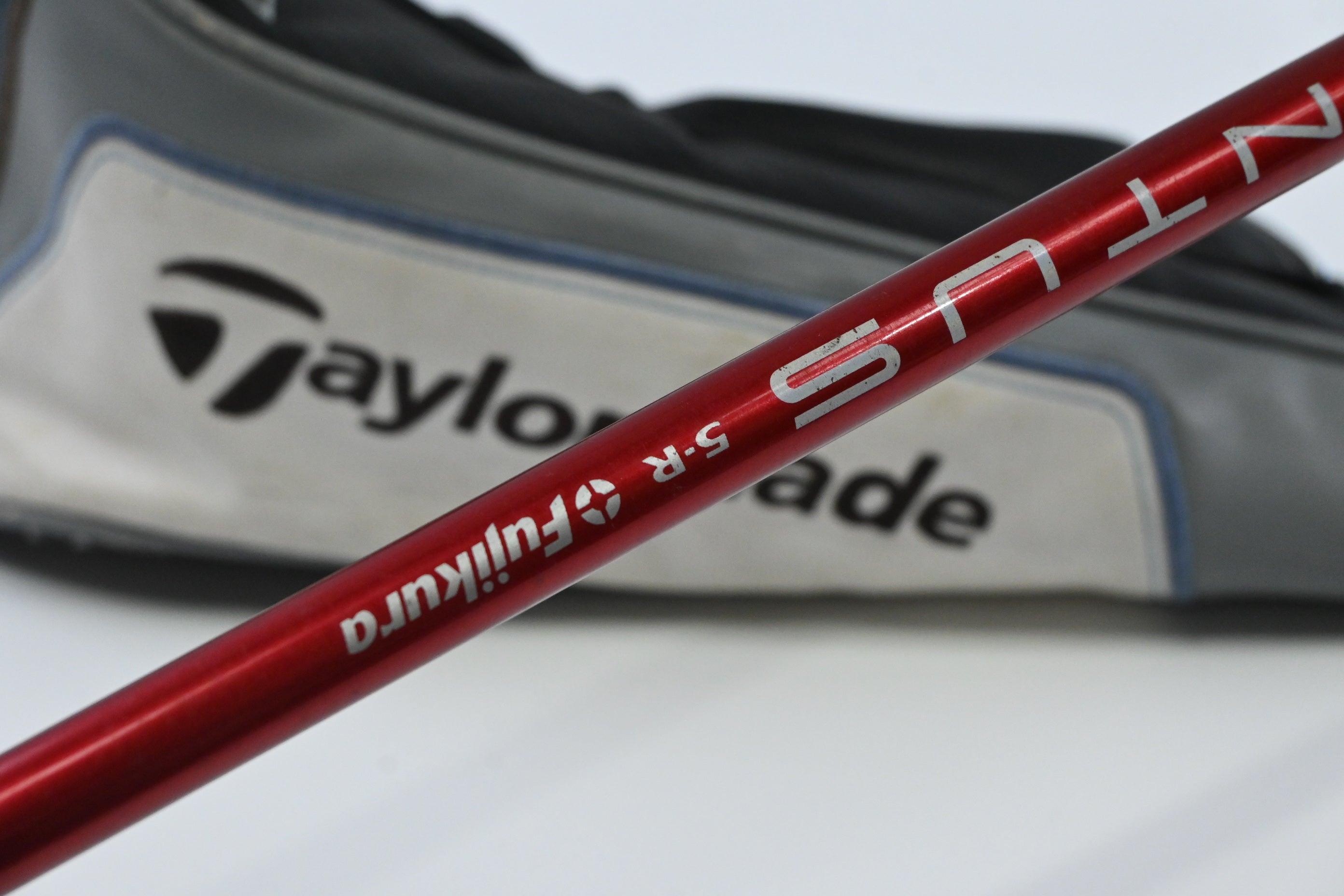 Taylormade SIM Max D Driver / 10.5 Degree / Regular Flex Fujikura Ventus Red 5