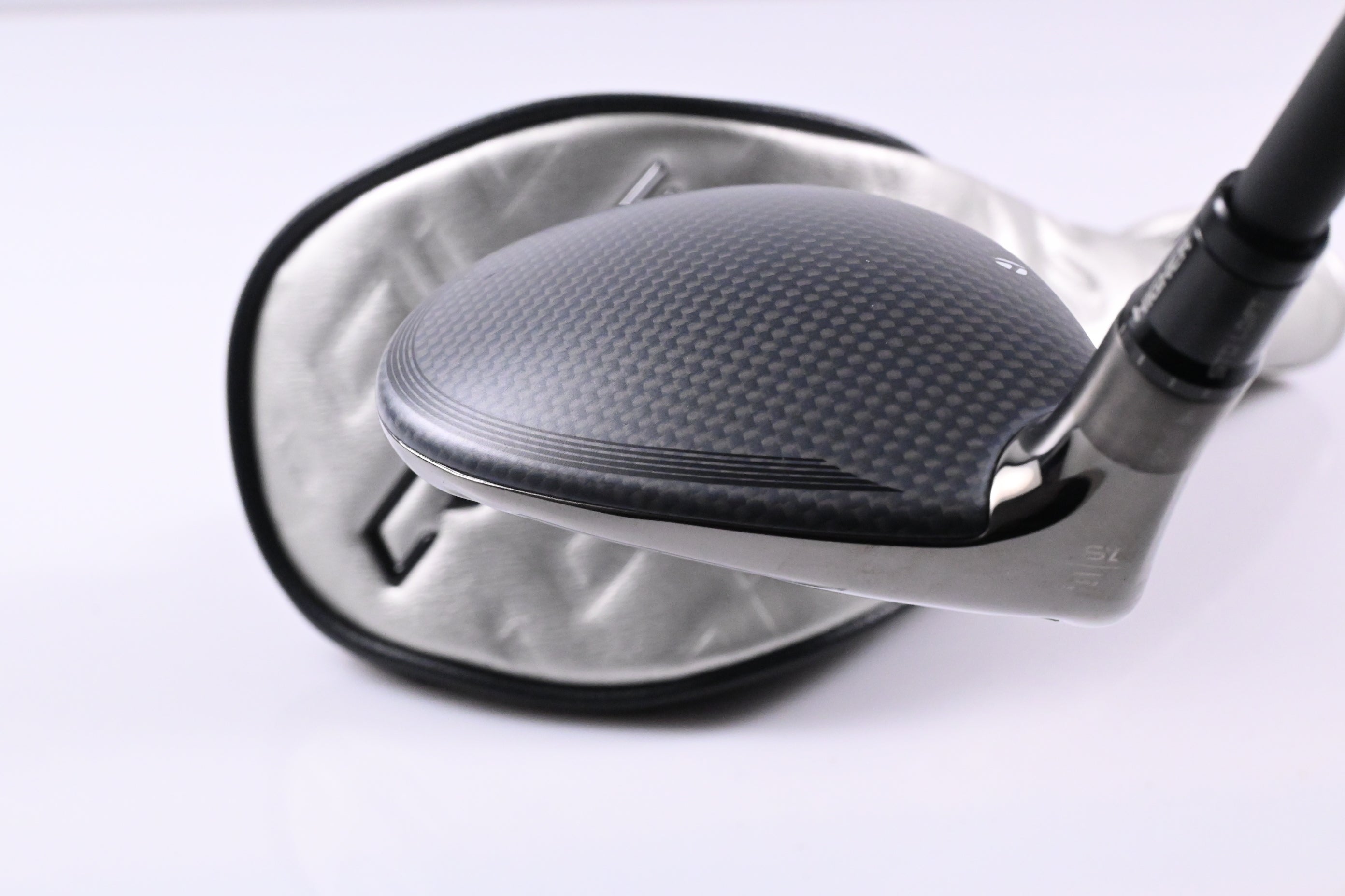 Left Hand Taylormade Qi35 #5 Wood / 18 Degree / Regular Flex Ventus Blue 5 Shaft