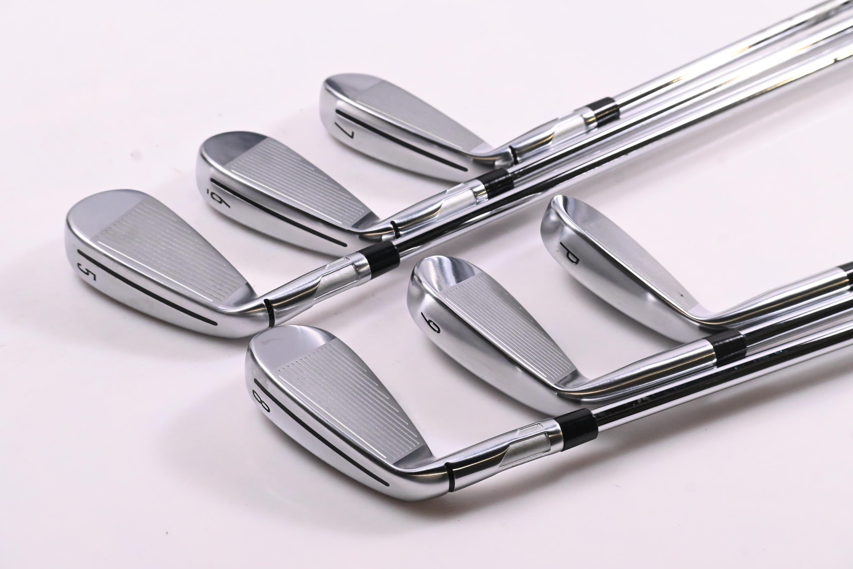 Taylormade Qi Max Irons / 5-PW / Regular Flex KBS Max MT 85 Shafts