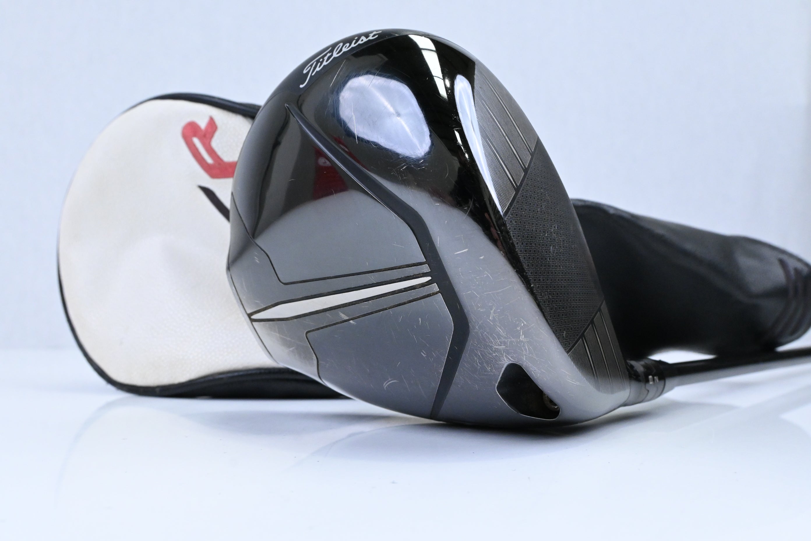 Titleist TSR2 Driver / 10 Degree / Stiff Flex Tensei AV Blue 55 Shaft