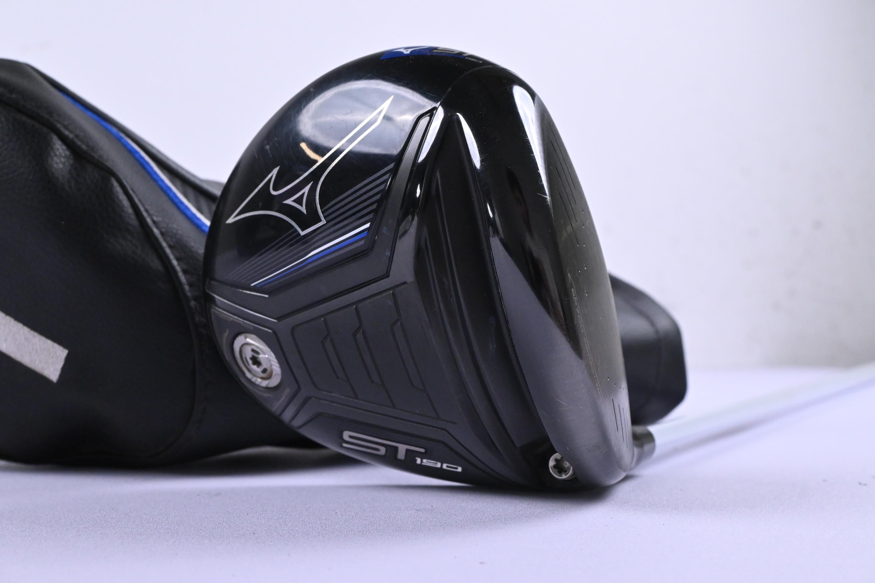Mizuno ST190 Driver / 10.5 Degree / Stiff Flex Atmos Tour Spec Black 6 Shaft