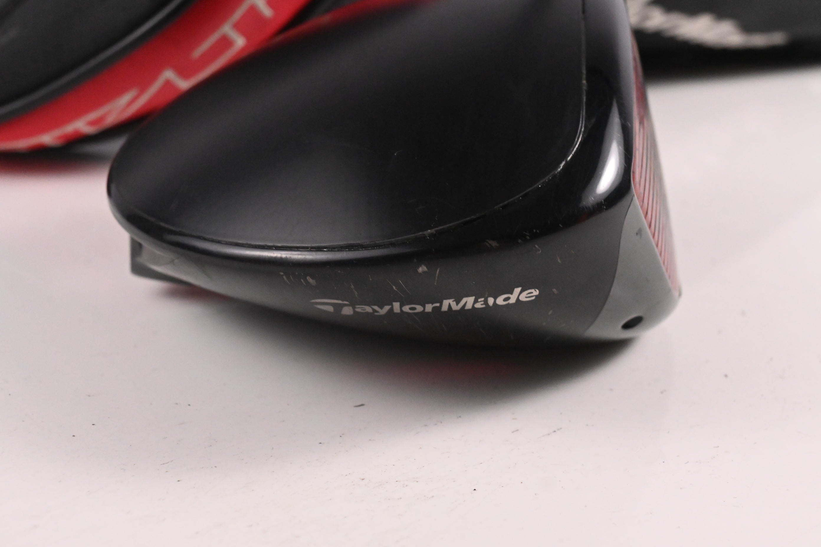 Taylormade Stealth HD Driver / 10.5 Degree / Stiff Flex Fujikura Ventus Red 5