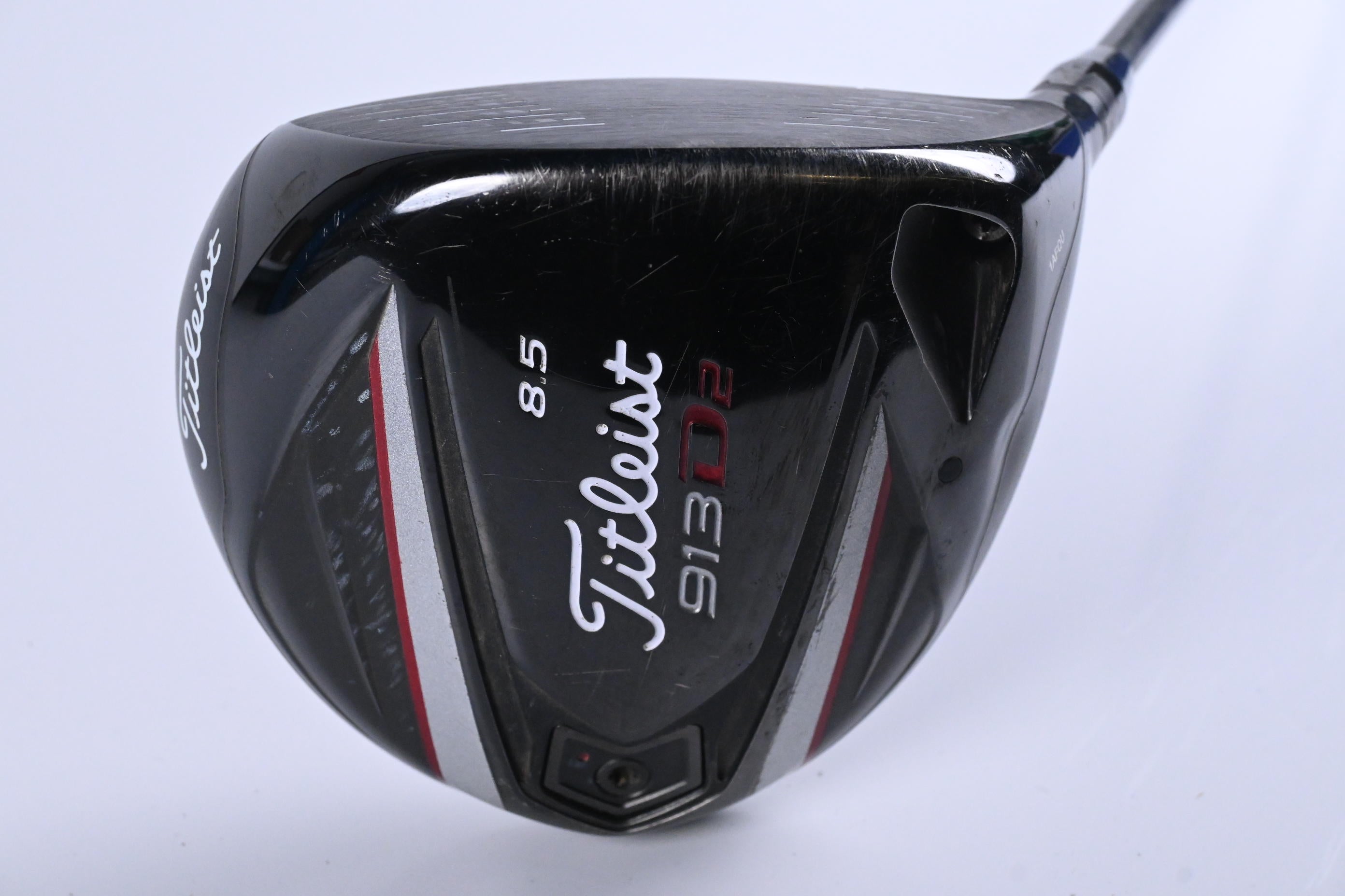 Titleist 913 D2 Driver / 8.5 Degree / Regular Flex Aldila RIP Alpha 60 Shaft