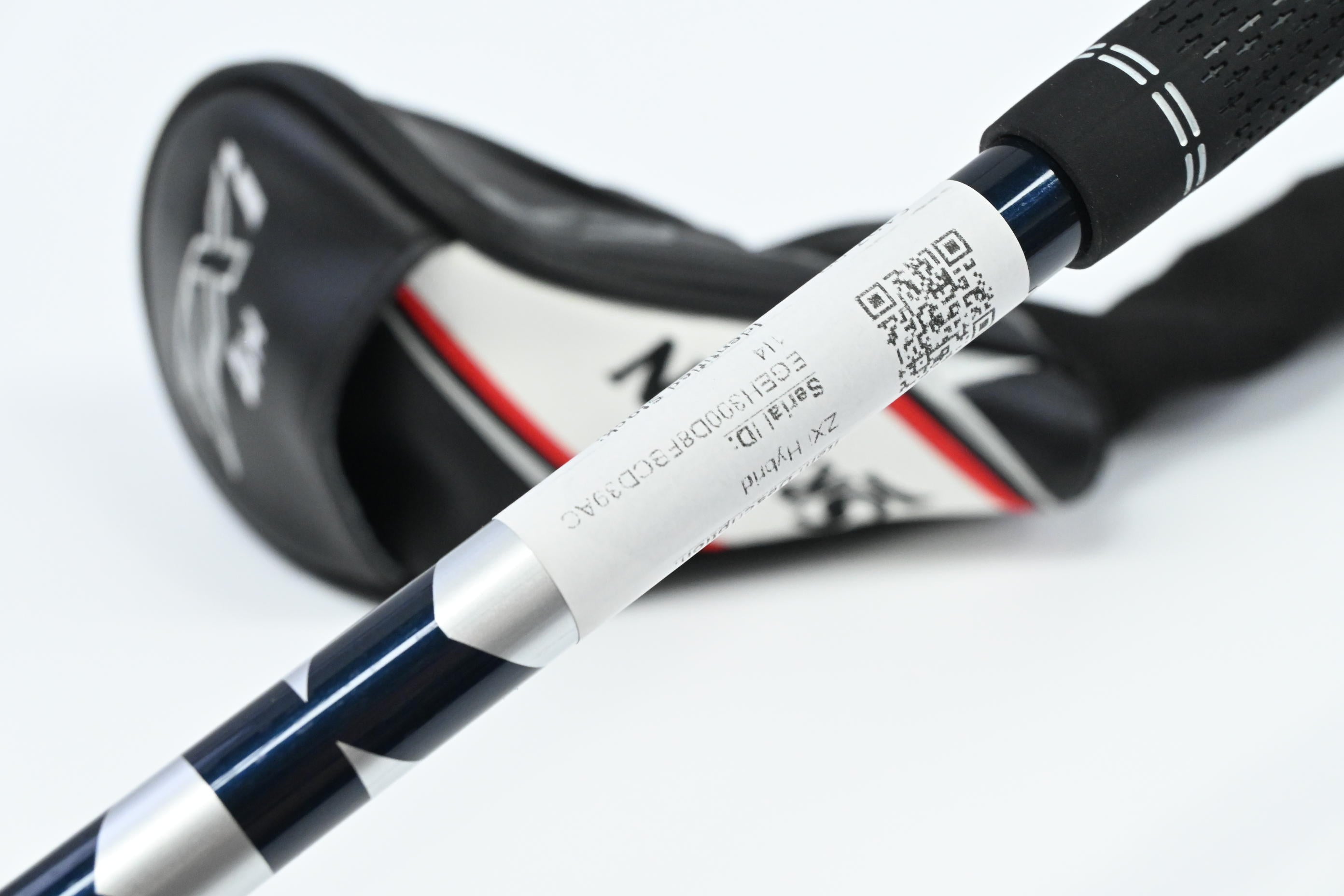 Srixon ZXi #4 Hybrid / 22 Degree / Regular Flex Fujikura Ventus TR Blue 7 Shaft