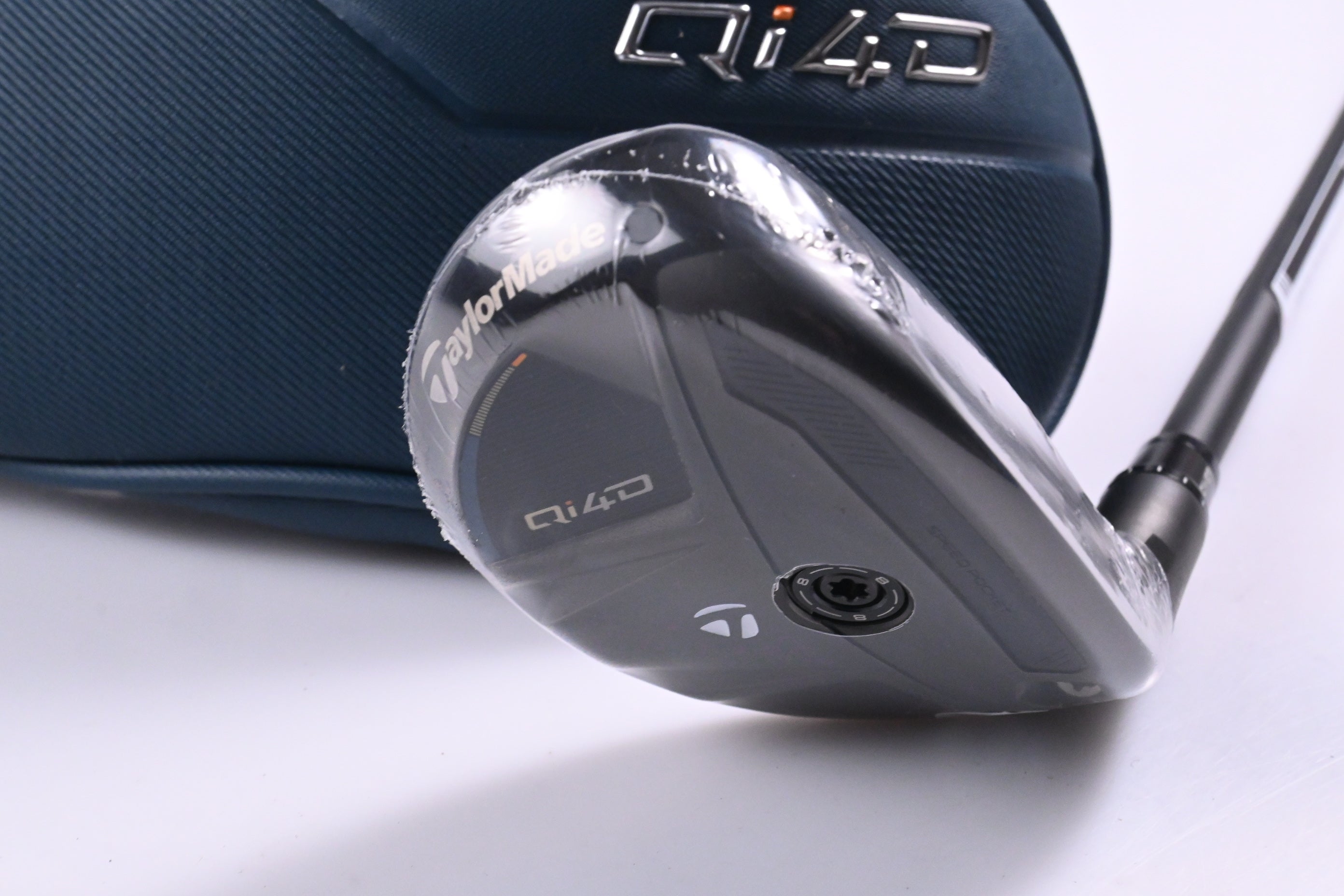 Taylormade Qi4D #4 Hybrid / 22 Degree / Regular Flex KBS Reax 65 Shaft