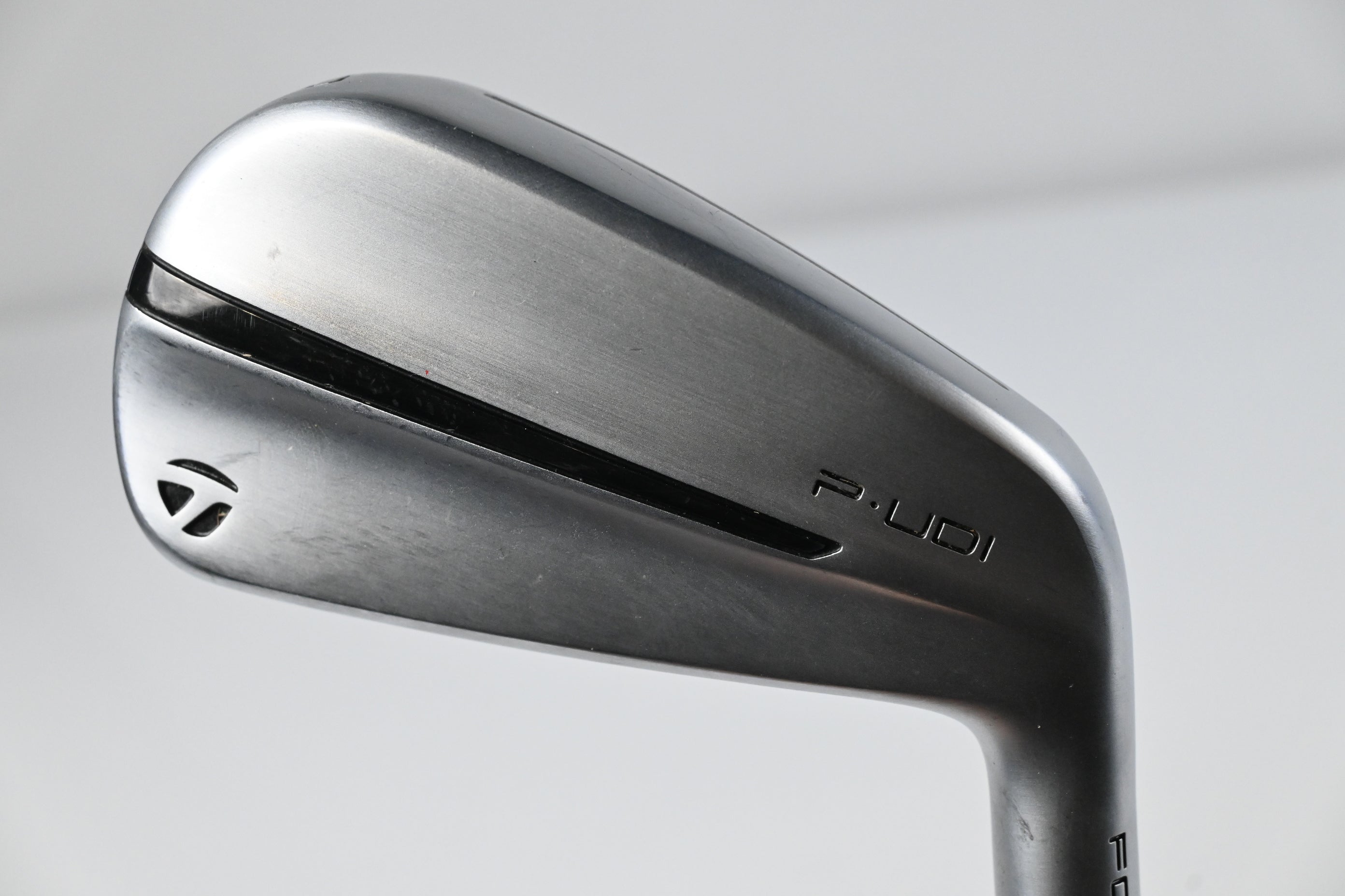 Taylormade P.UDI #2 Iron / 17 Degree / X-Flex UST Mamiya Recoil DART 105 Shaft