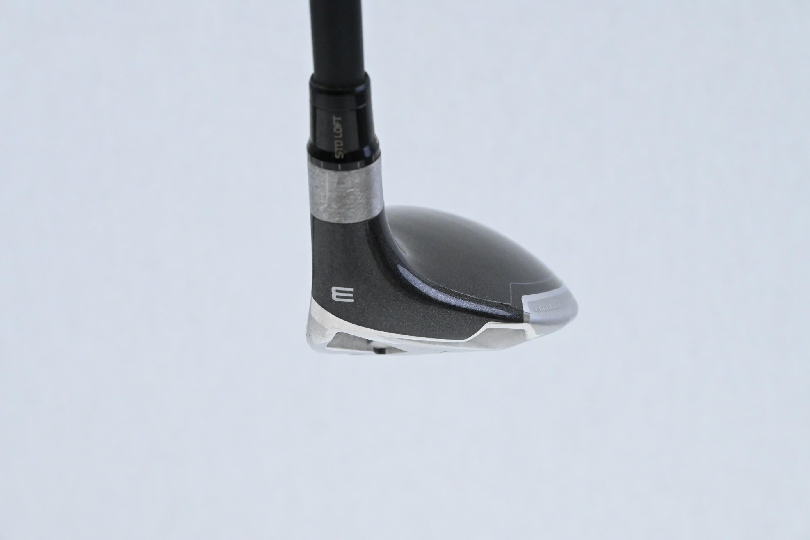 Taylormade SLDR #3 Hybrid / 19 Degree / Stiff Flex Fujikura Ventus Blue 7 Shaft