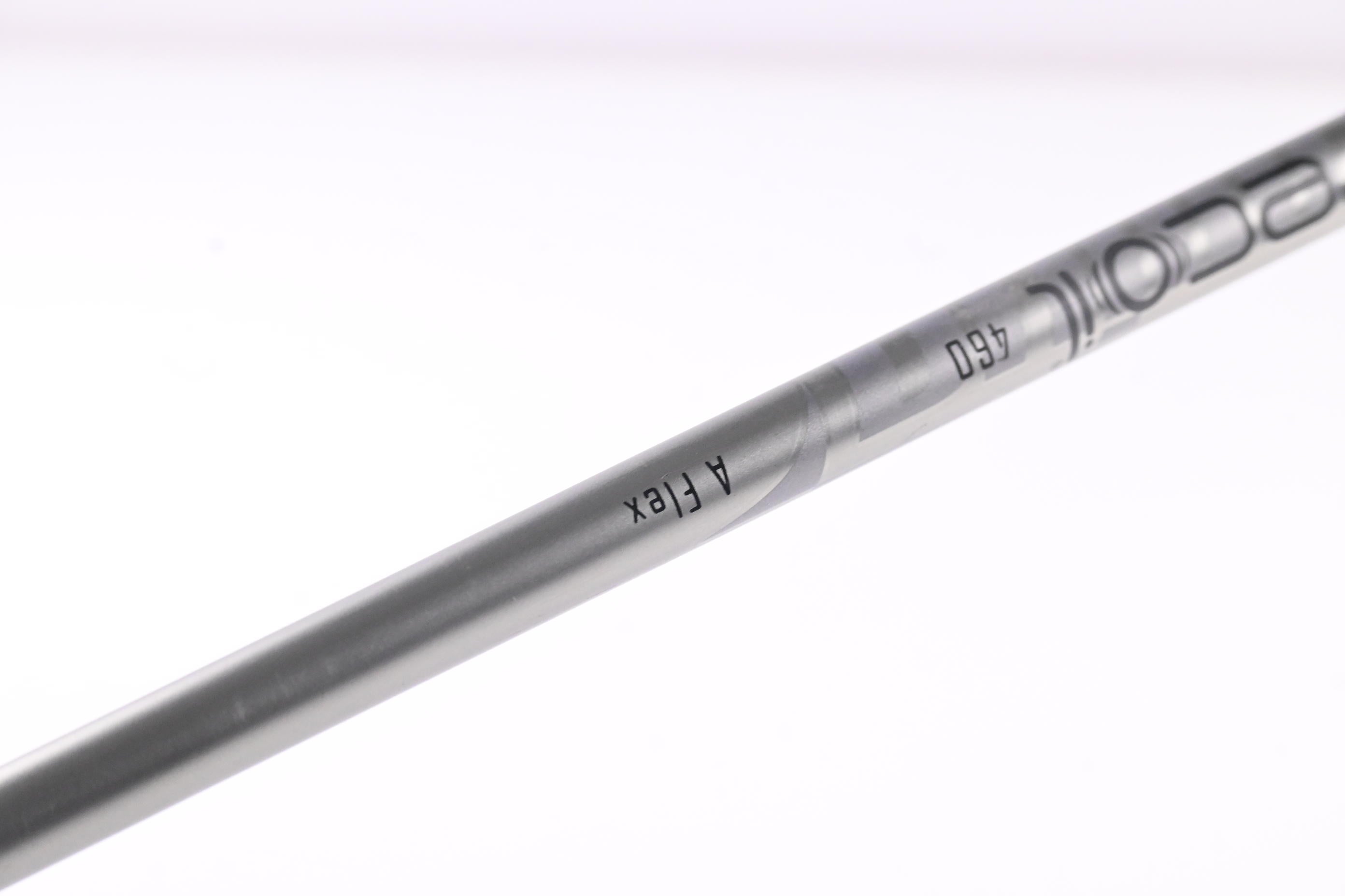Wilson Staff D7 #6 Hybrid / 28 Degree / Senior Flex UST Mamiya Recoil 460 Shaft