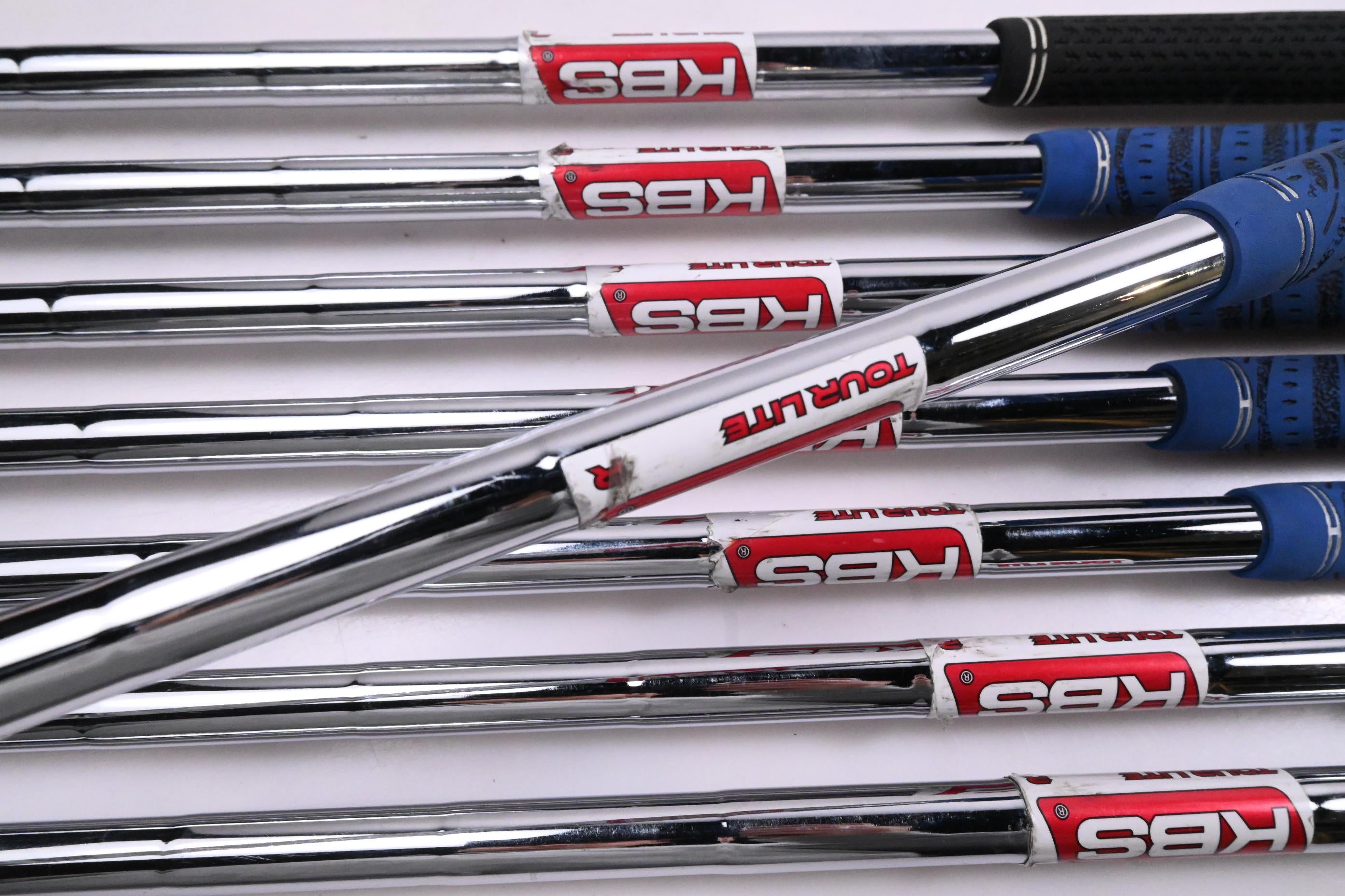 Cleveland Zipcore XL Irons / 4-PW+SW / Regular Flex KBS Tour Lite Shafts
