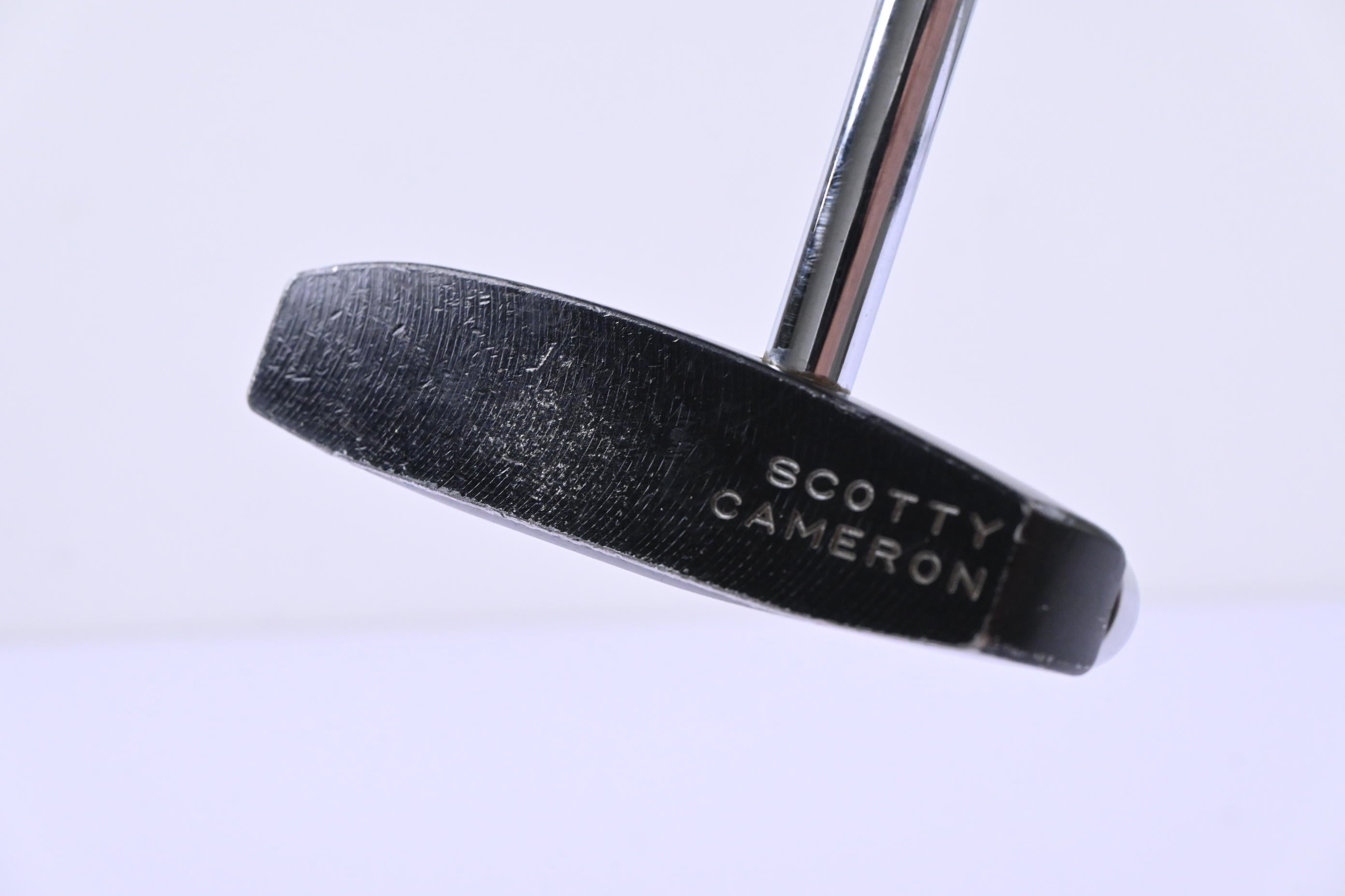 Scotty Cameron Futura Phantom Putter / 36 Inch