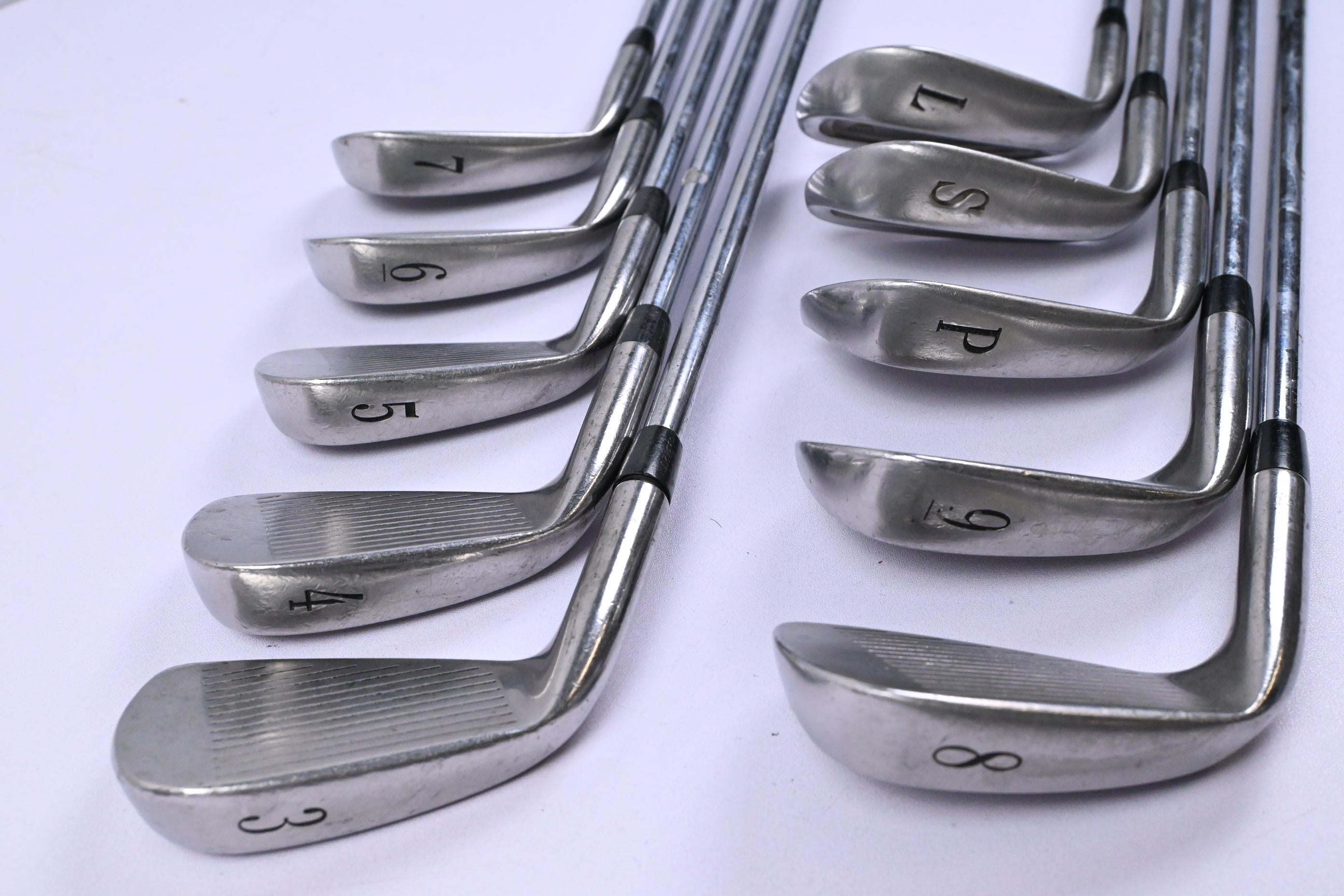 Titleist DCI 981 Irons / 3-PW+SW+LW / Stiff Flex Steel Shafts