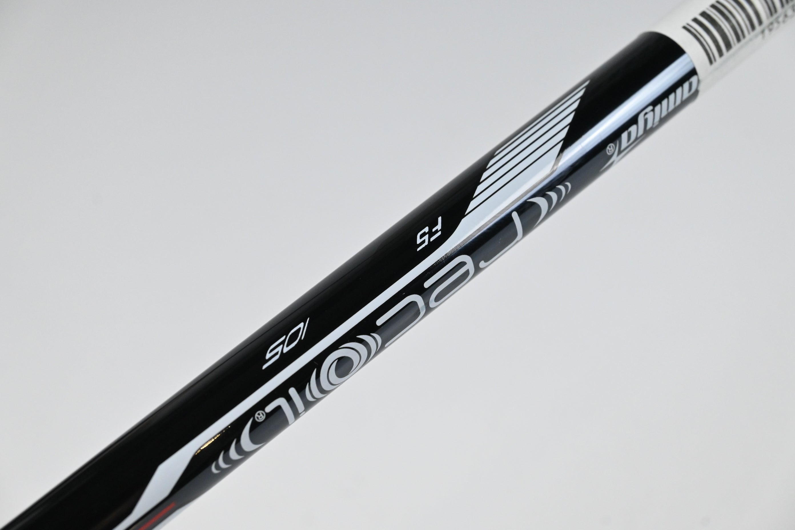 Taylormade P.UDI #2 Iron / 17 Degree / X-Flex UST Mamiya Recoil DART 105 Shaft