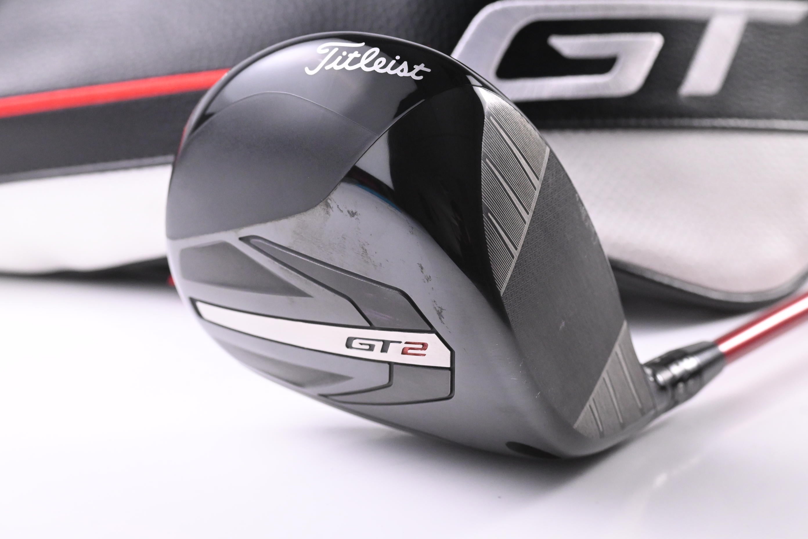 Titleist GT2 Driver / 9 Degree / Stiff Flex ACCRA GX Red 360 Shaft