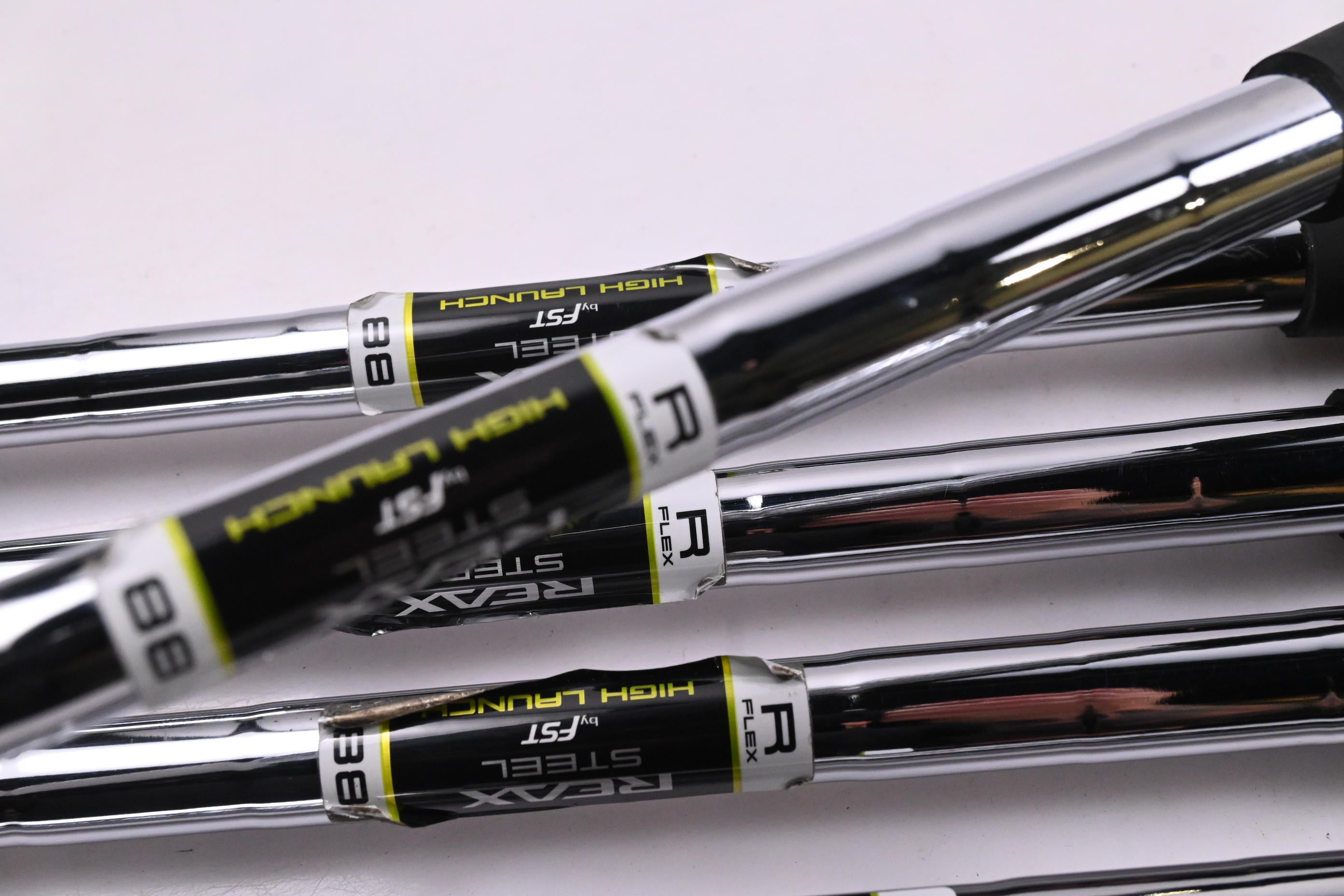Taylormade M2 2017 Irons / 5-PW+SW / Regular Flex Reax 88 Shafts