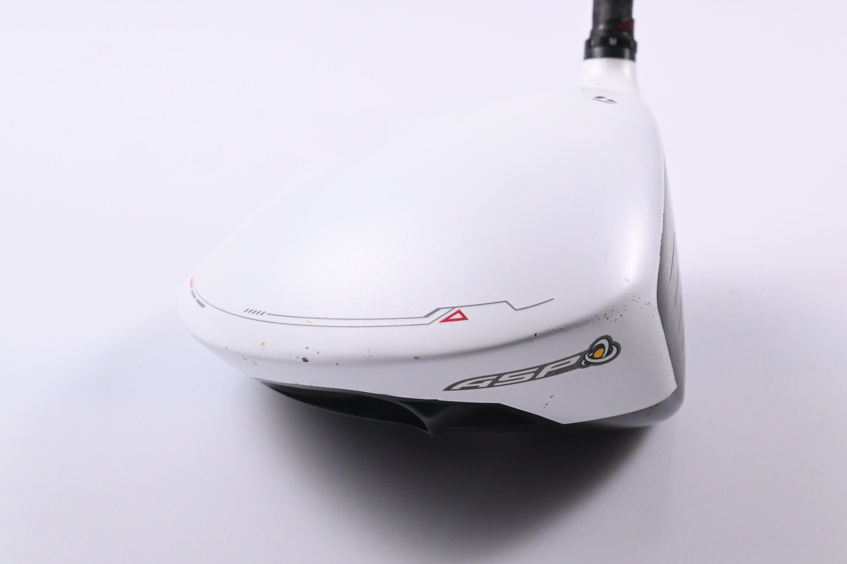 Taylormade R11 Driver / 9 Degree / Regular Flex Aldila NV 55 Shaft