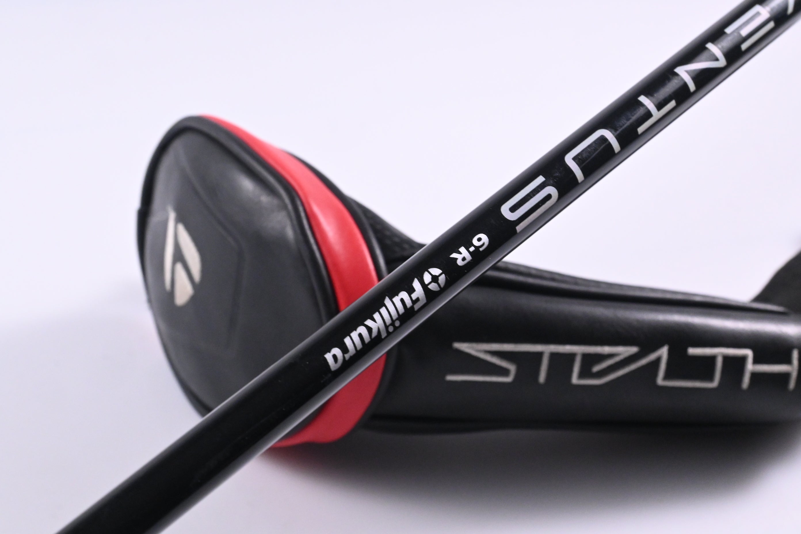 Taylormade Stealth #3 Hybrid / 19 Degree / Regular Flex Fujikura Ventus Red 6