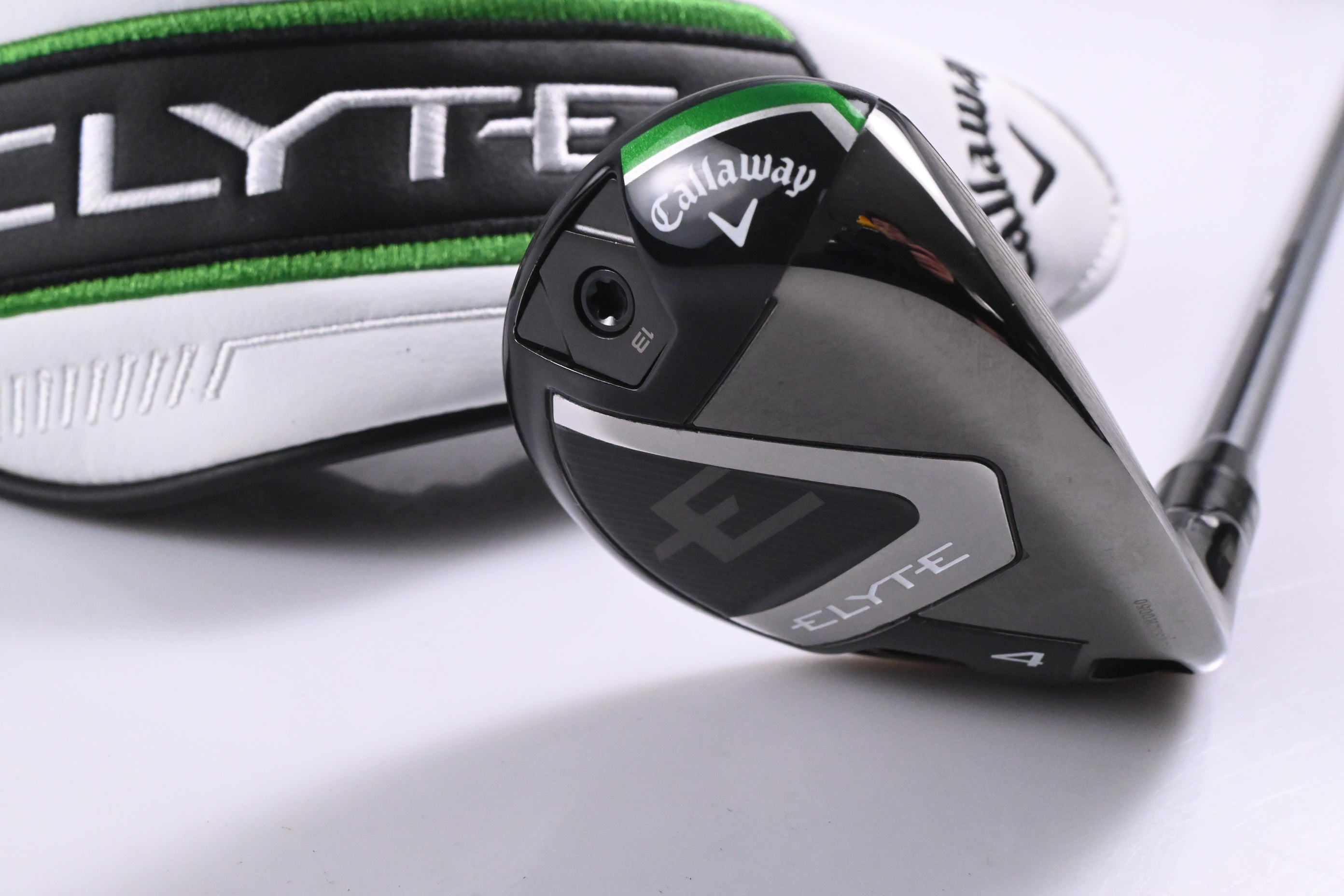 Callaway Elyte #4 Hybrid / 22 Degree / Regular Flex Denali Charcoal 60 Shaft