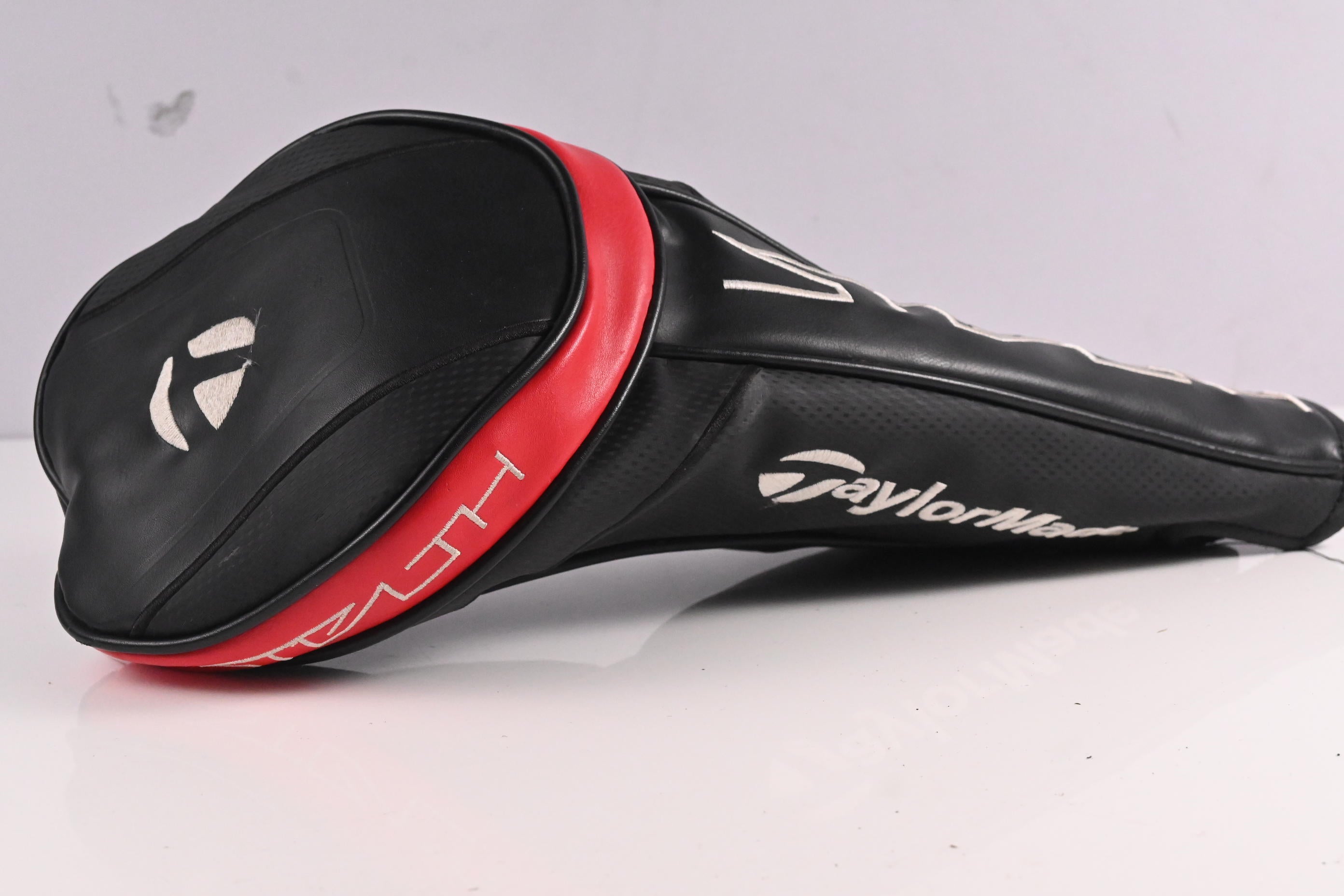 Taylormade Stealth HD Driver / 10.5 Degree / Stiff Flex Fujikura Ventus Red 5