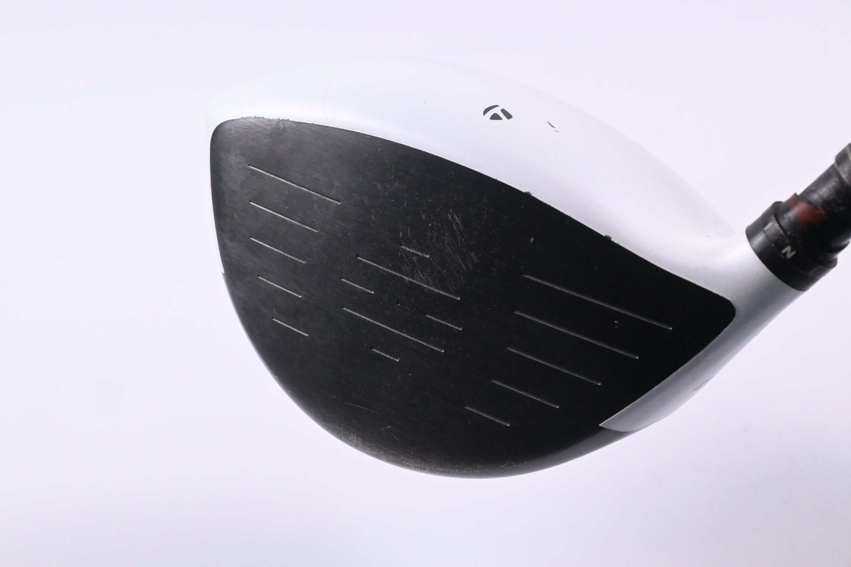 Taylormade R11 Driver / 9 Degree / Regular Flex Aldila NV 55 Shaft