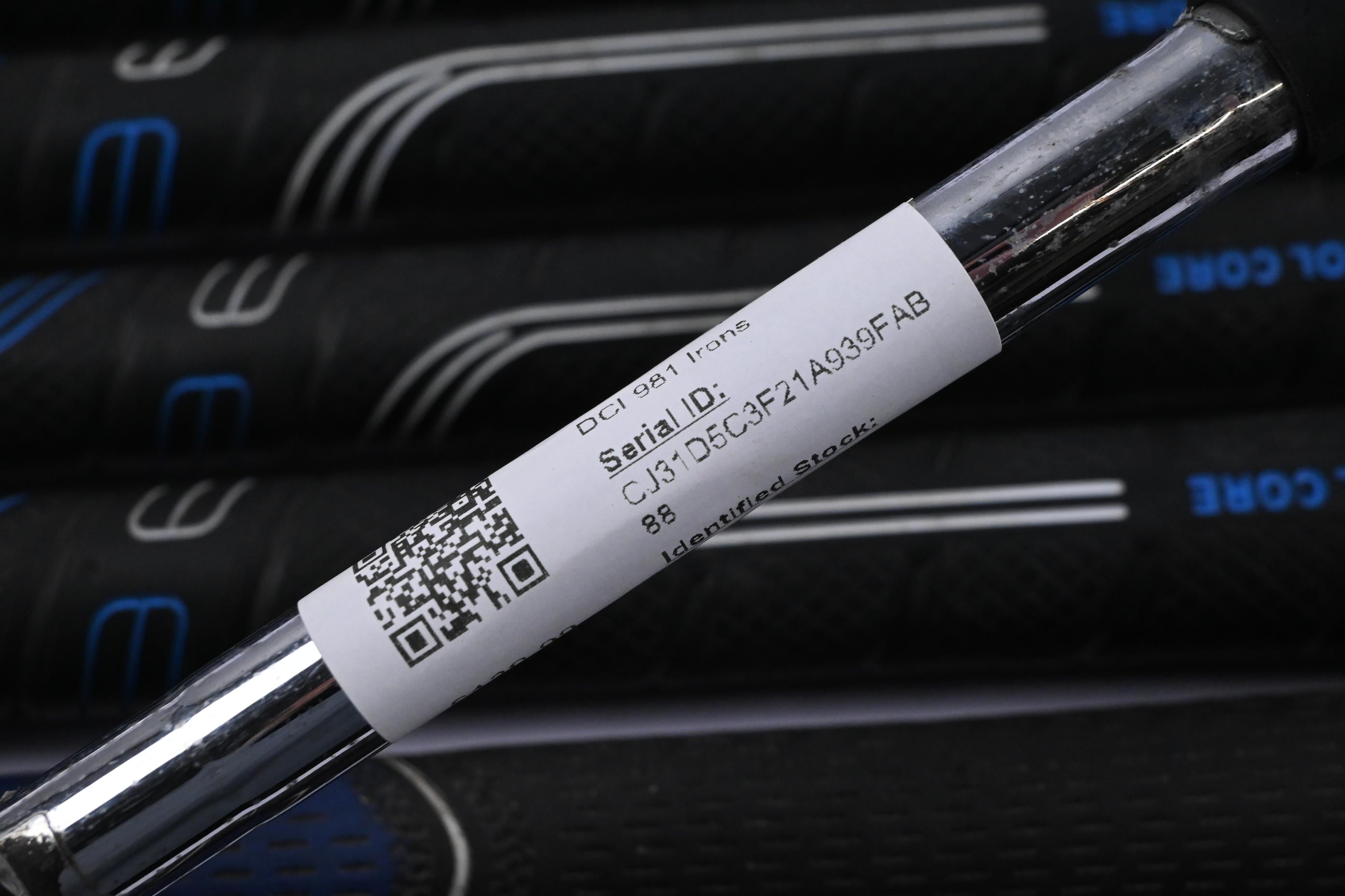 Titleist DCI 981 Irons / 3-PW+SW+LW / Stiff Flex Steel Shafts