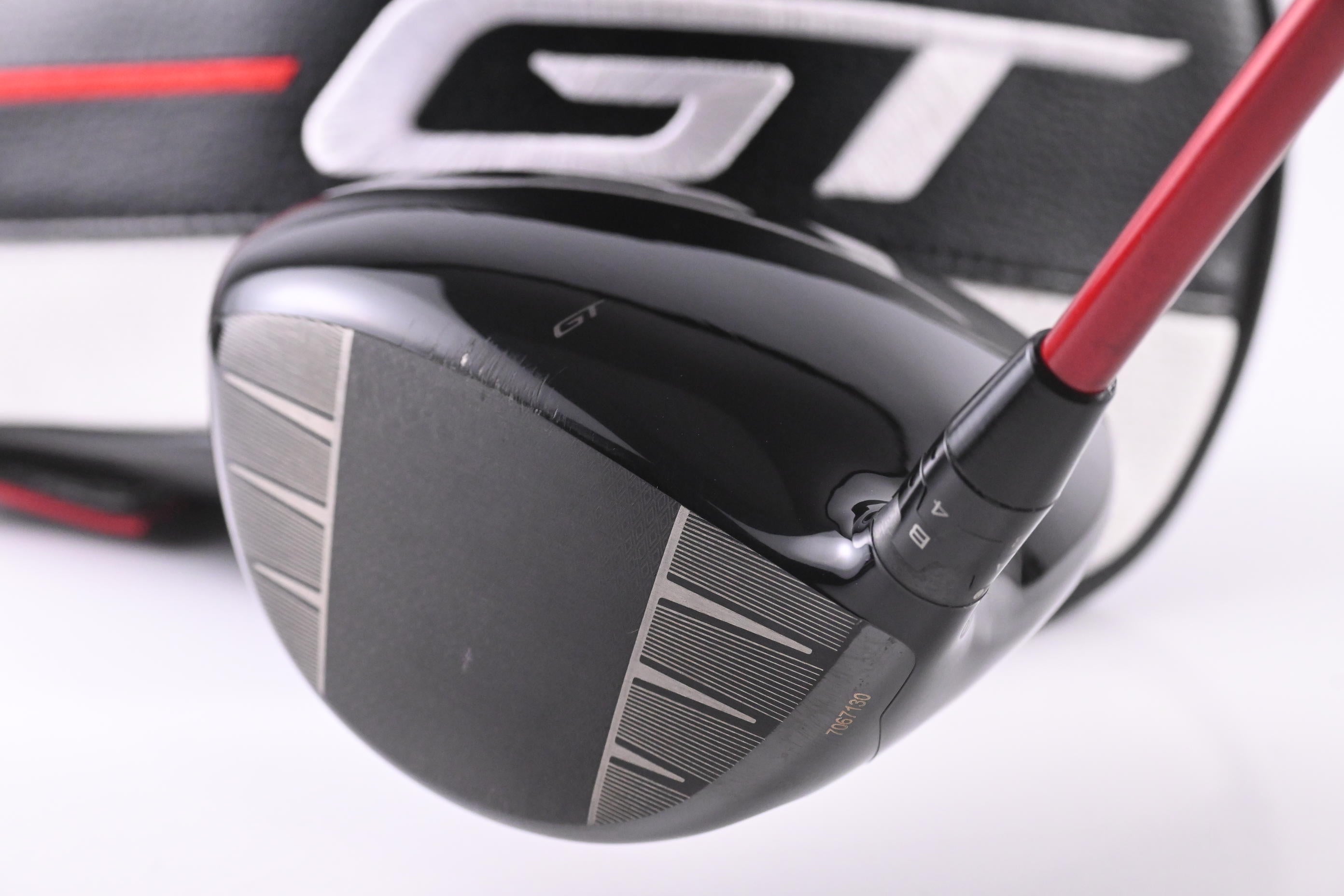 Titleist GT2 Driver / 9 Degree / Stiff Flex ACCRA GX Red 360 Shaft
