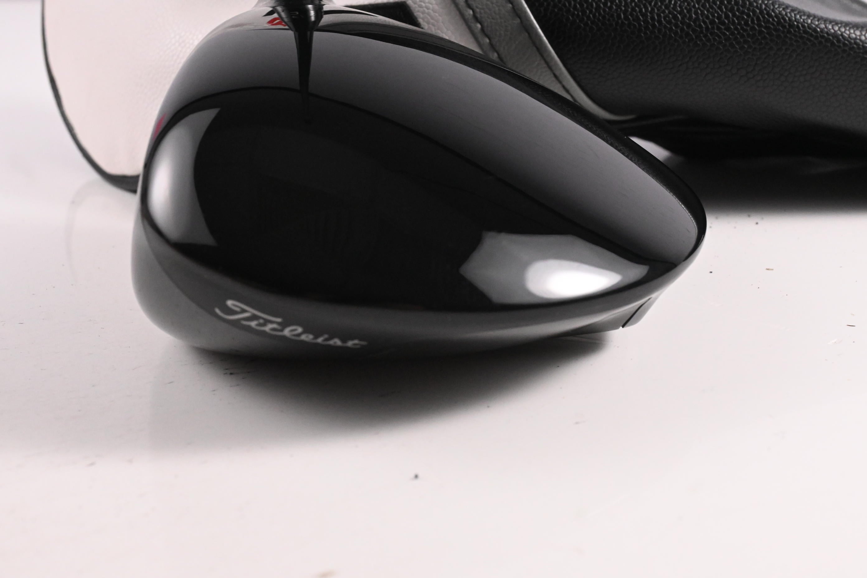 Left Hand Titleist TSR2 Driver / 10 Degree / Regular Flex Tensei AV Blue 55