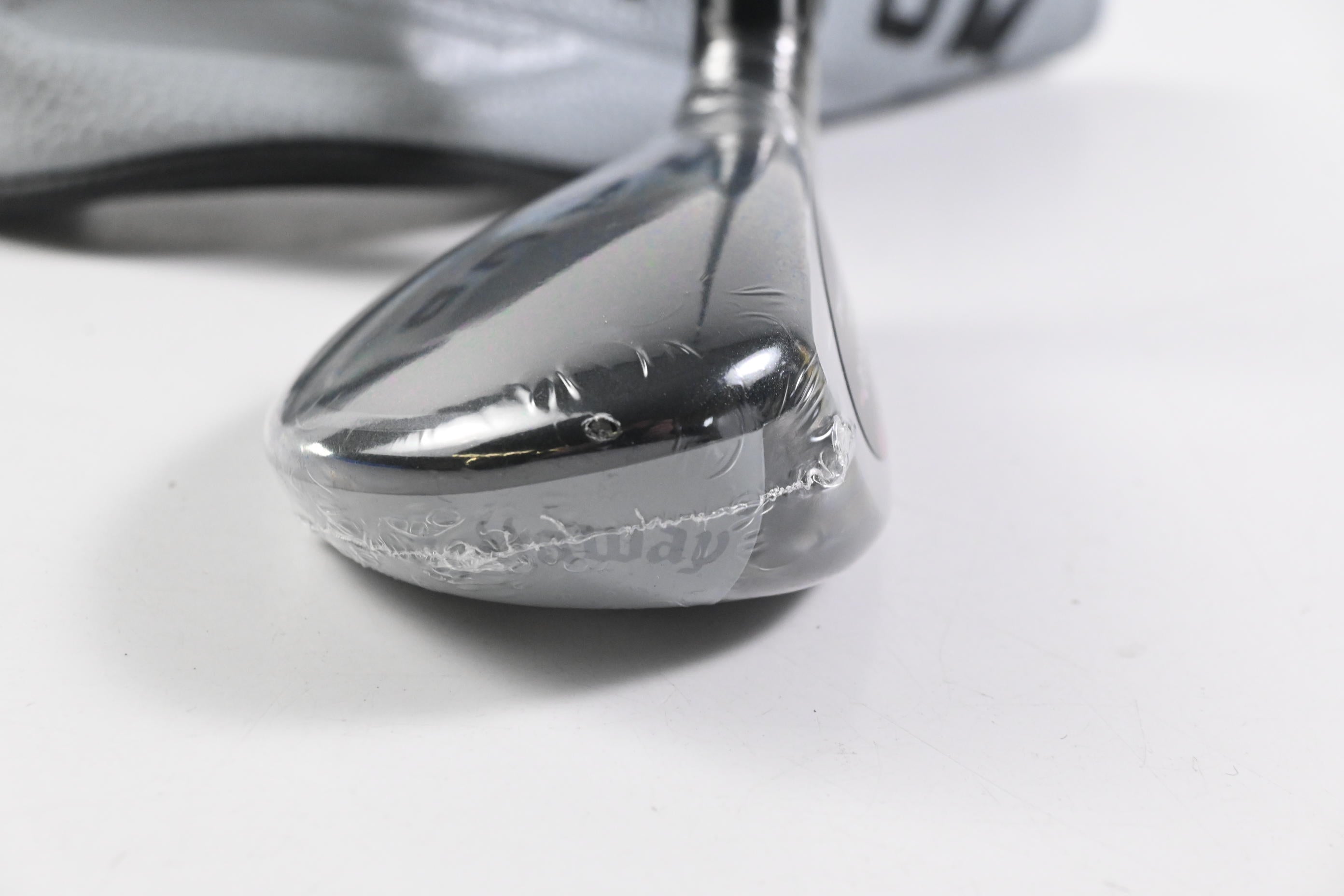 Callaway Quantum Max #3 Hybrid / 19 Degree / Stiff Flex Denali Frost Silver 70