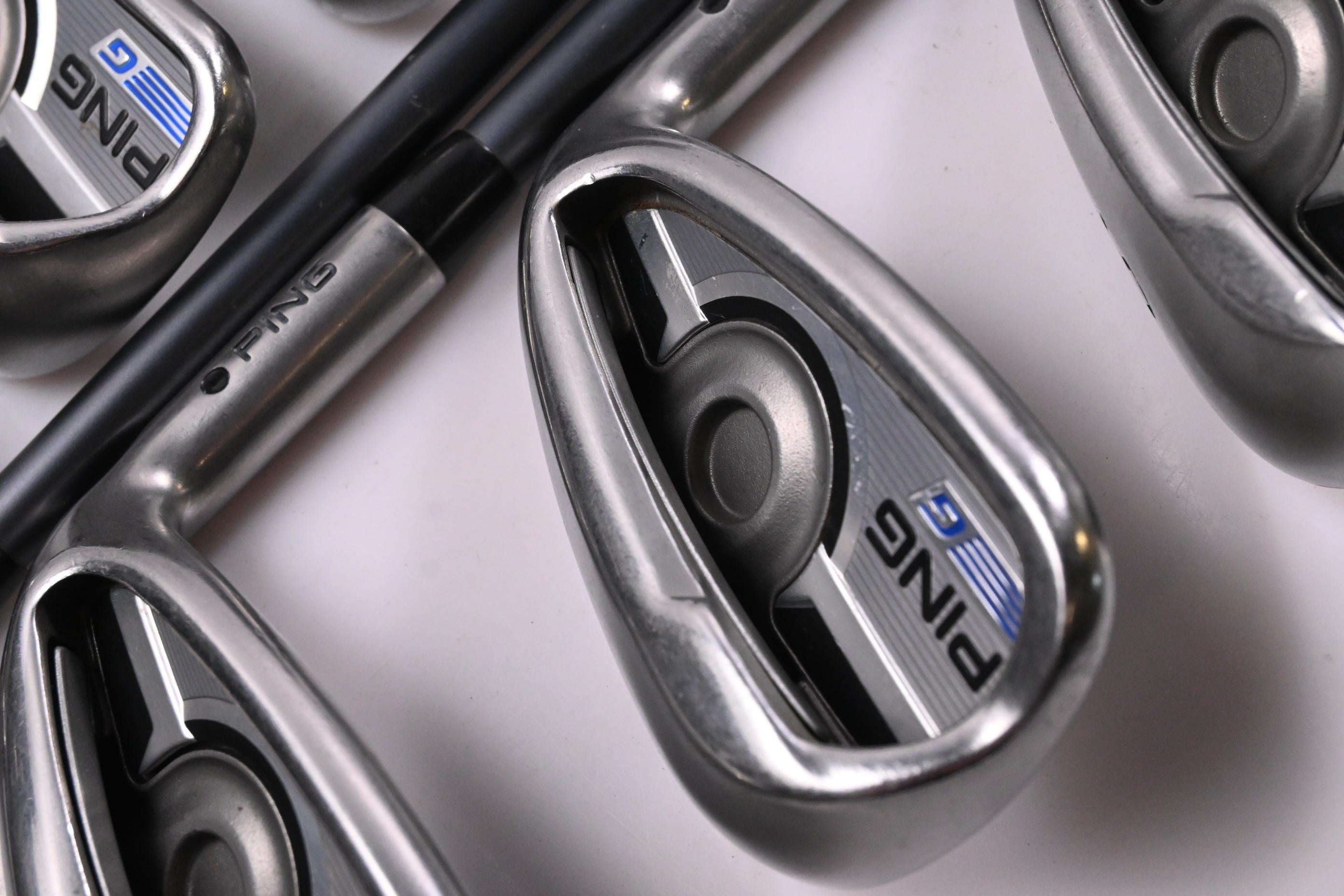 Ping G Series Irons / 5-PW+SW / Black Dot / Regular Flex Ping CFS 70 Shafts