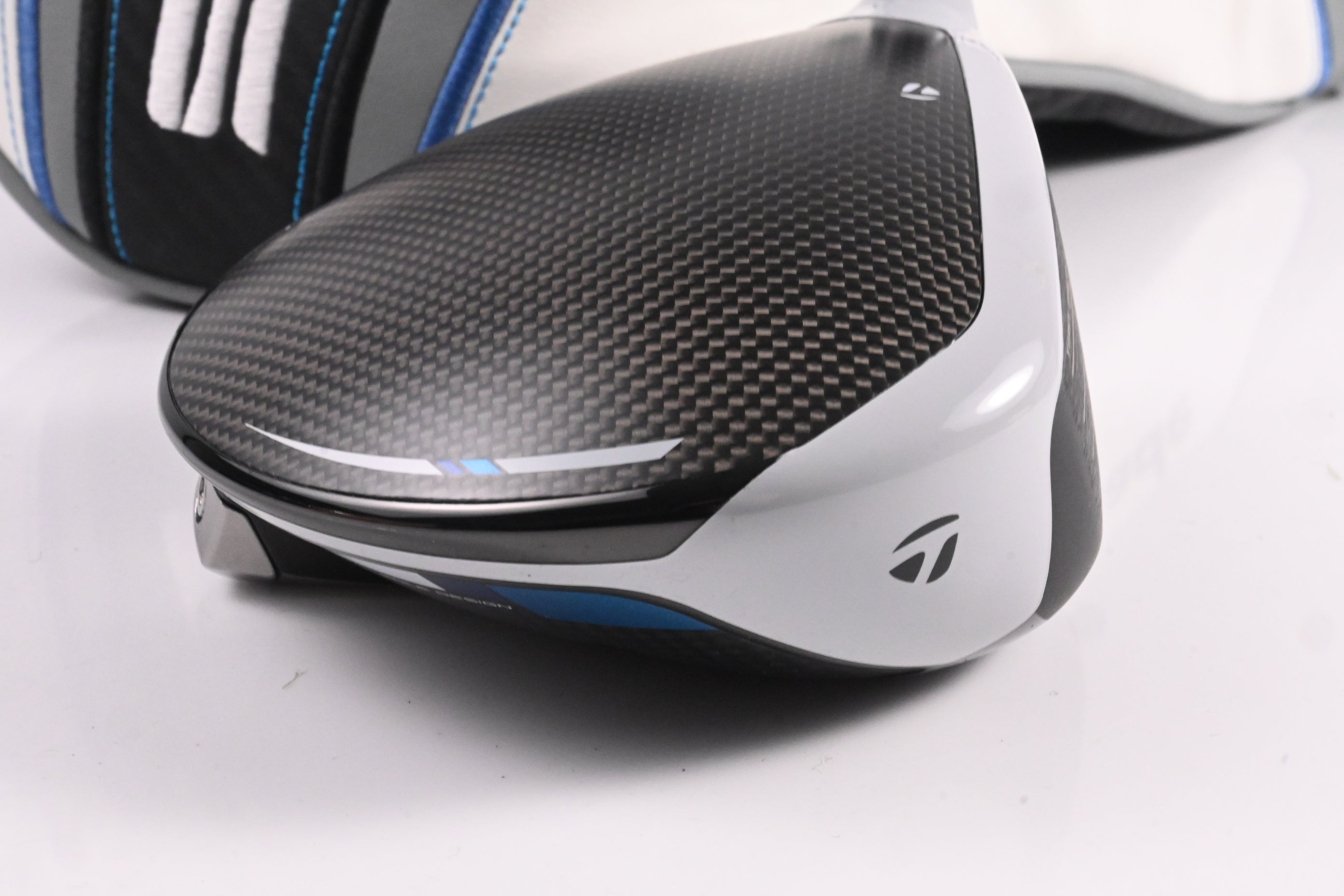 Taylormade SIM Driver / 9 Degree / Regular Flex Kuro Kage Silver 60 Shaft