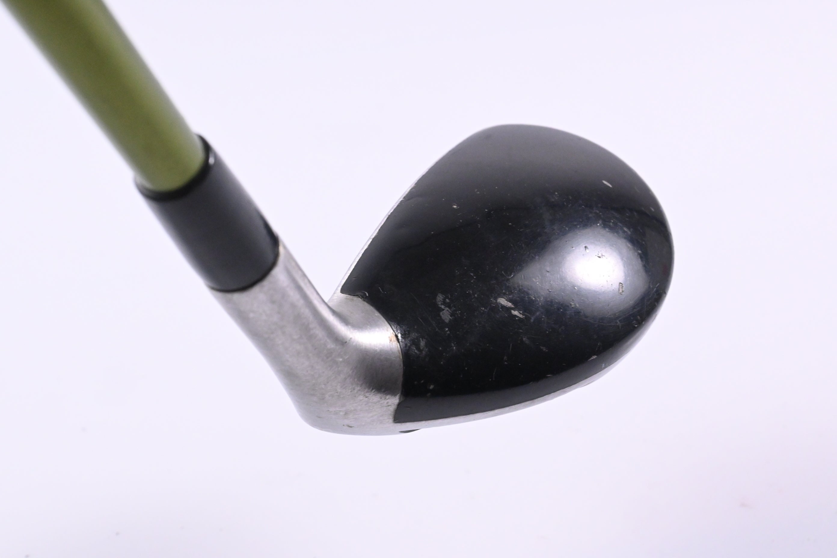 Titleist 585.H #4 Hybrid / 21 Degree / Stiff Flex Aldila NV Green 85 Shaft