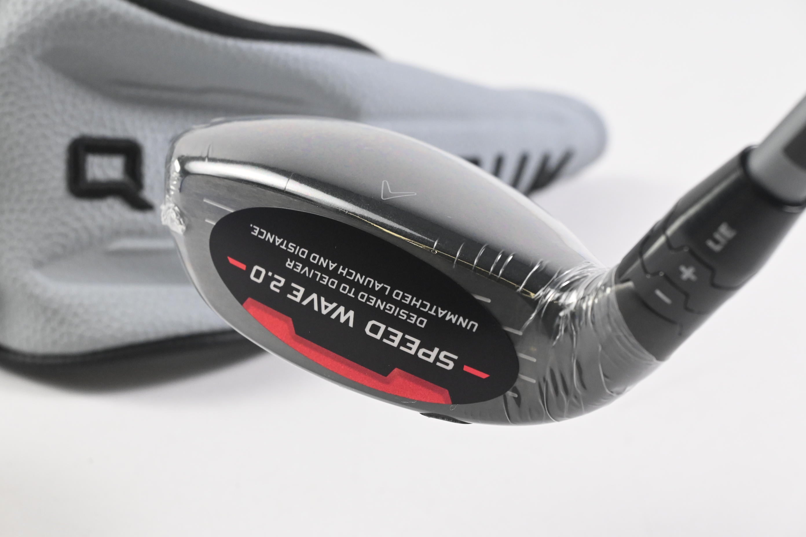 Callaway Quantum Max #3 Hybrid / 19 Degree / Stiff Flex Denali Frost Silver 70