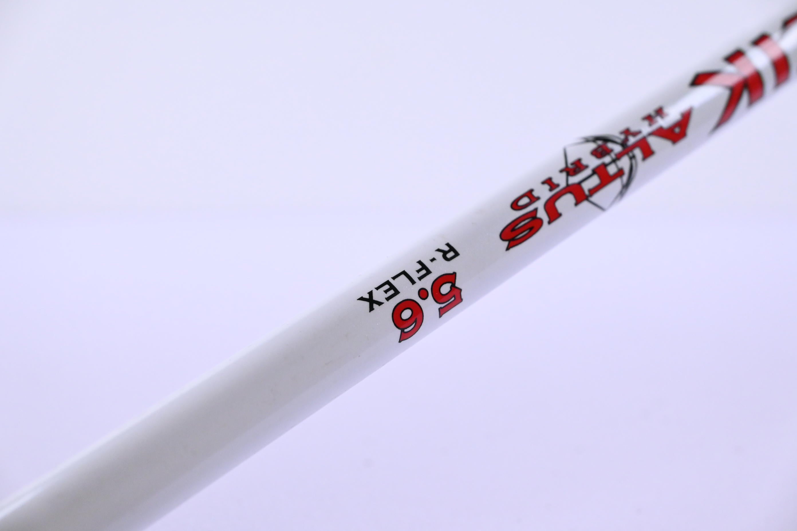 Wilson D100 #4 Hybrid / 22 Degree / Regular Flex Matrix Ozik Altus 5.6 Shaft