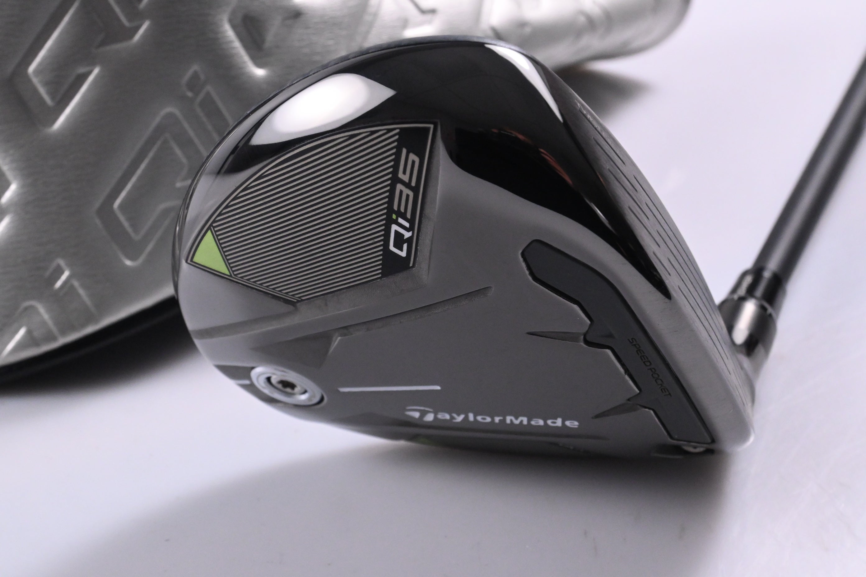 Taylormade Qi35 Max Lite #5 Wood / 18.5 Degree / Senior Flex Vanquish 4 Shaft