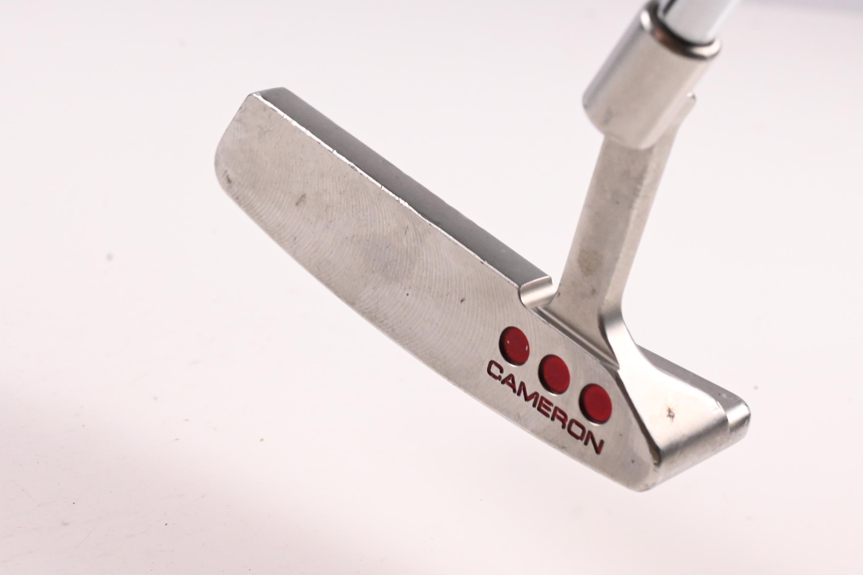 Scotty Cameron Studio Select Newport 2 Putter / 32 Inch