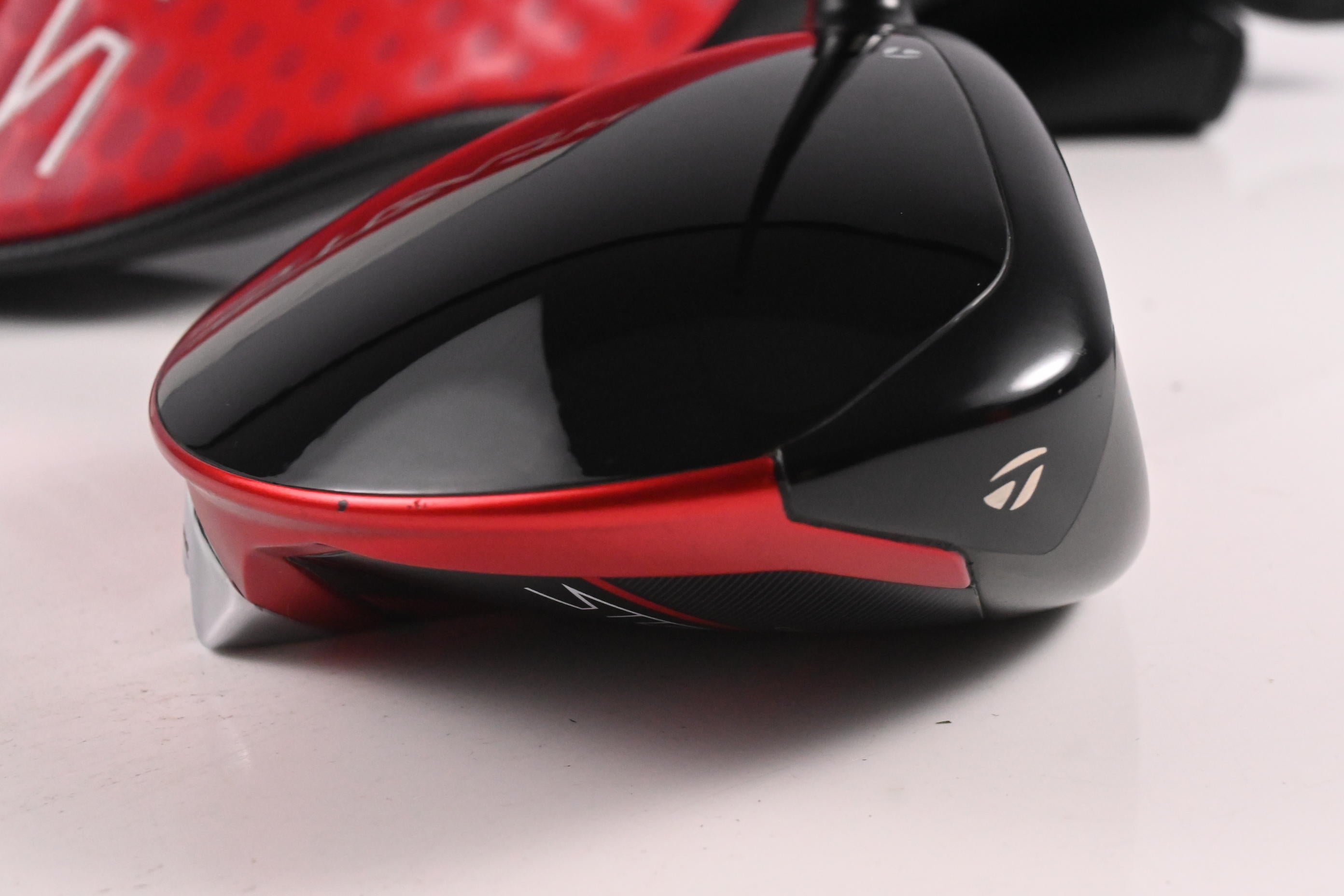 Taylormade Stealth 2 HD Driver / 10.5 Degree / Stiff Flex HZRDUS Black 60 Shaft