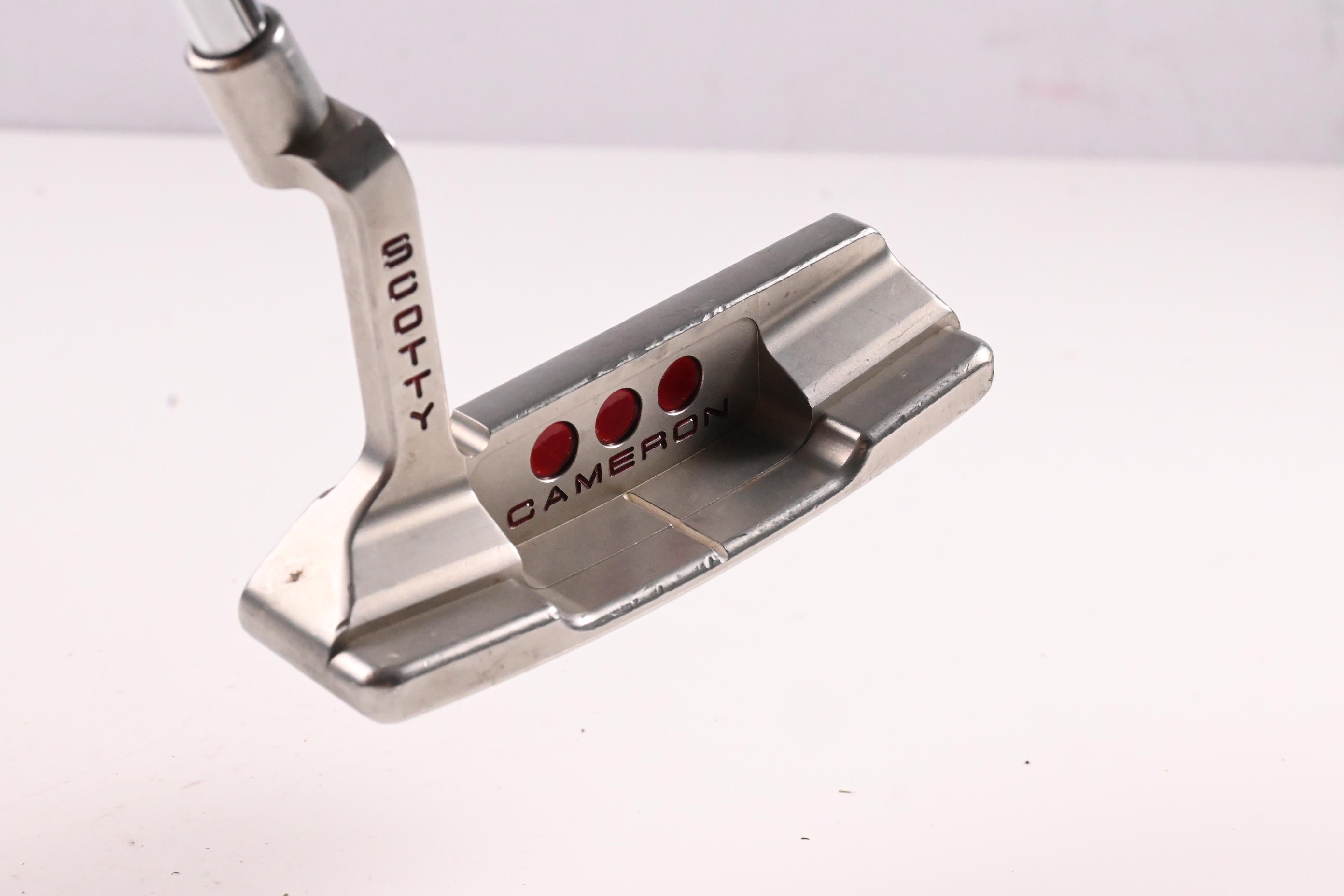 Scotty Cameron Studio Select Newport 2 Putter / 32 Inch