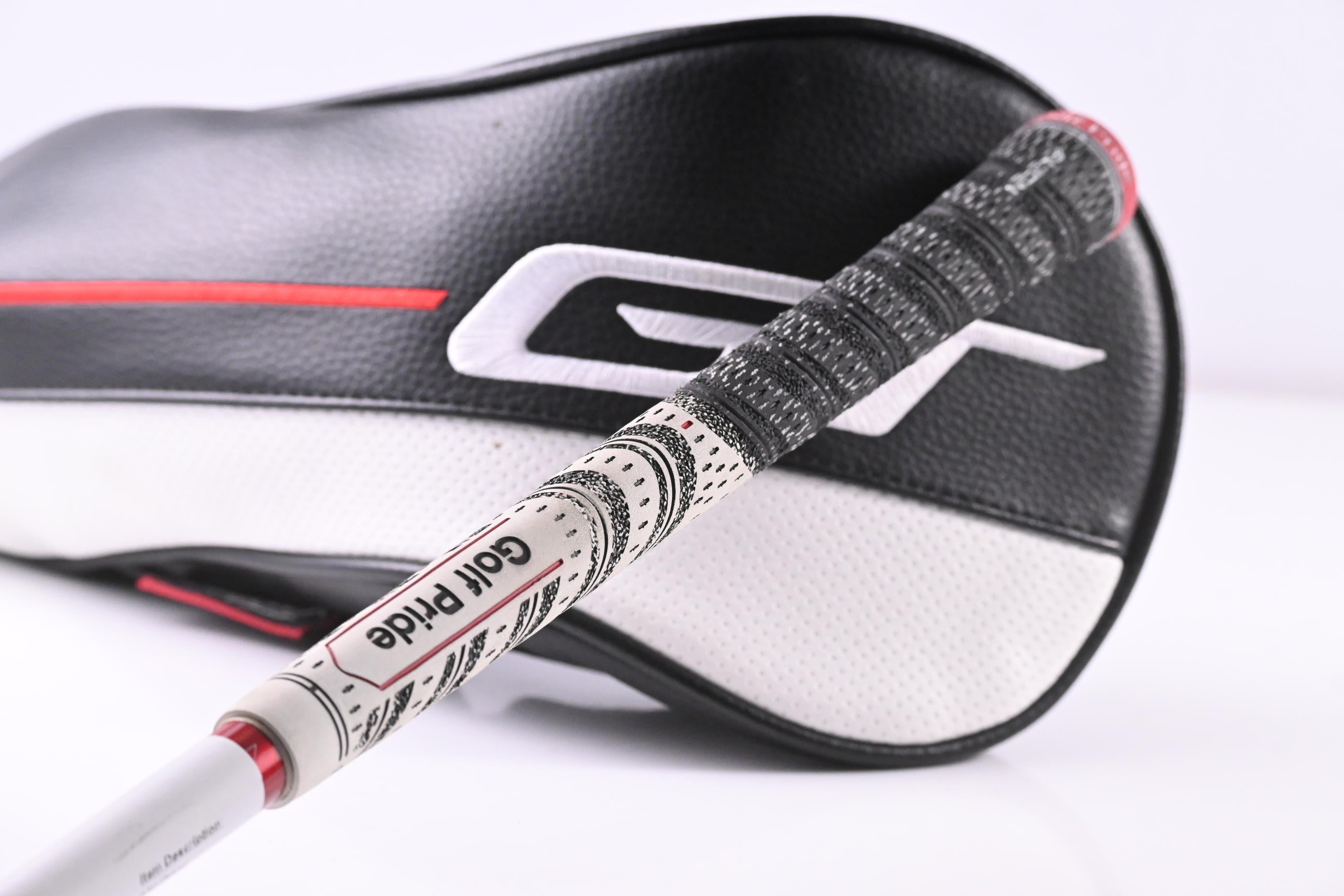 Titleist GT2 Driver / 9 Degree / Stiff Flex ACCRA GX Red 360 Shaft