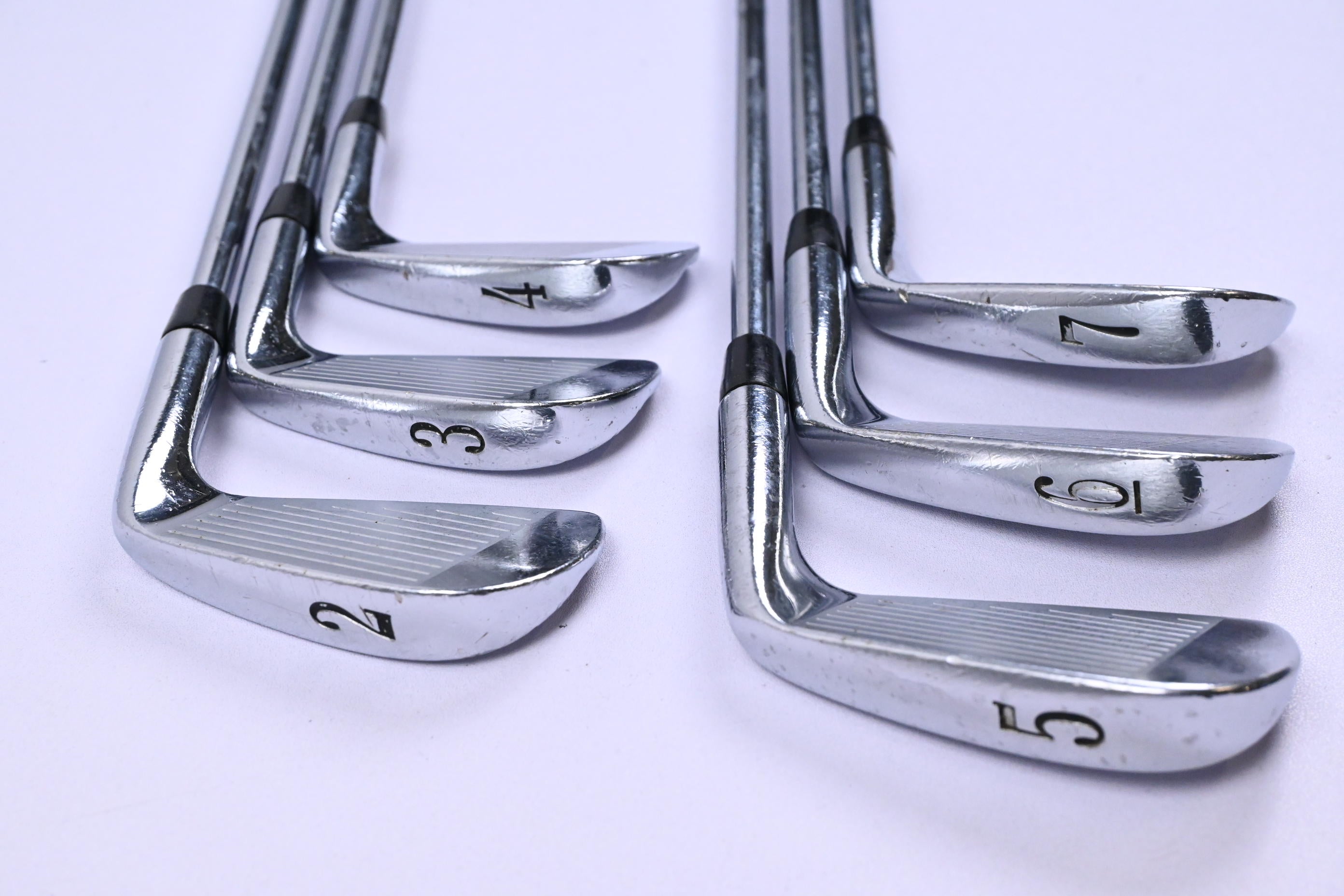 Left Hand Titleist 690.MB Irons / 2-7i / Stiff Flex Dynamic Gold S300 Shafts