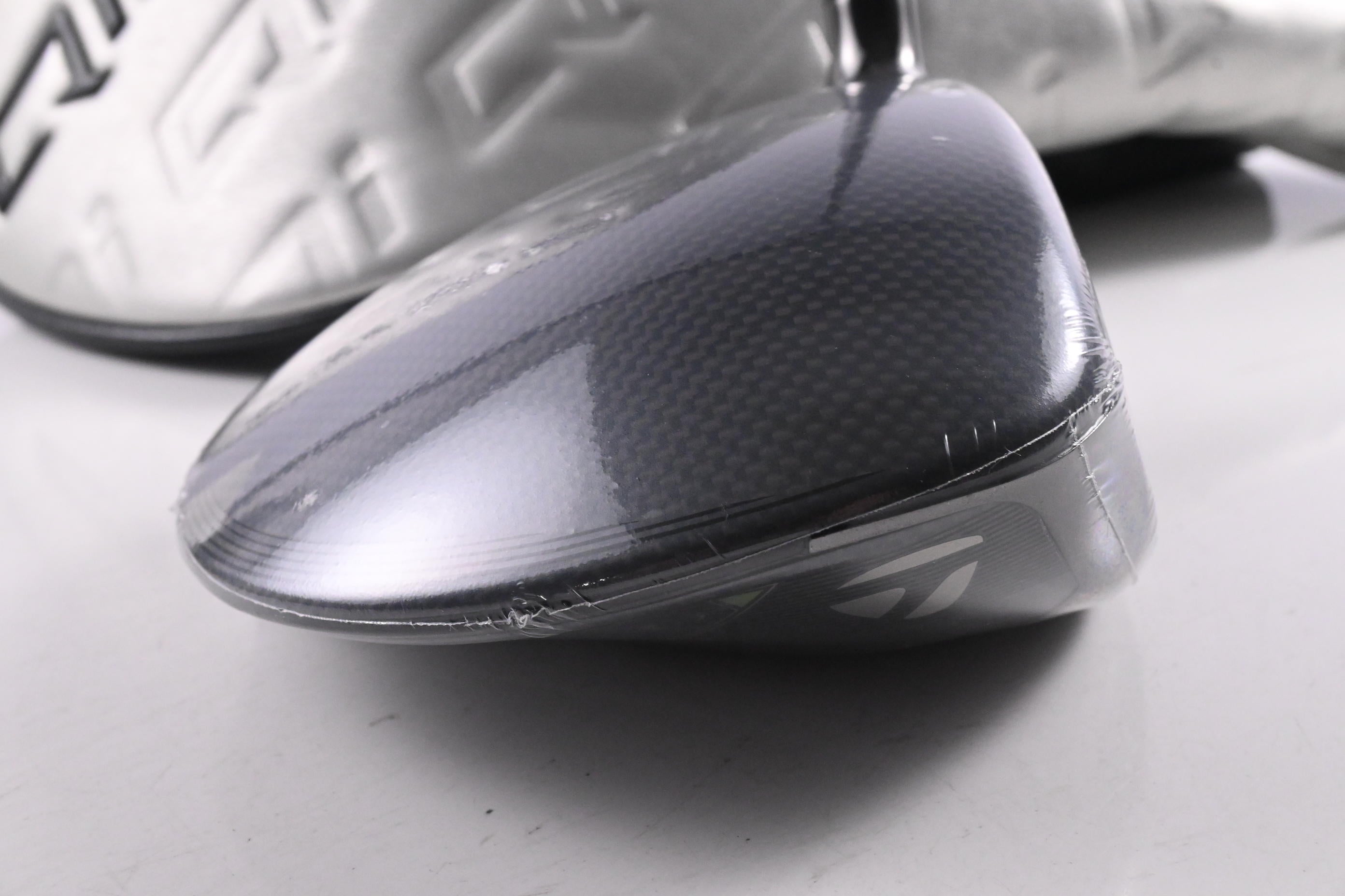 Taylormade Qi35 Driver / 12 Degree / Regular Flex Fujikura Air Speeder 50 Shaft