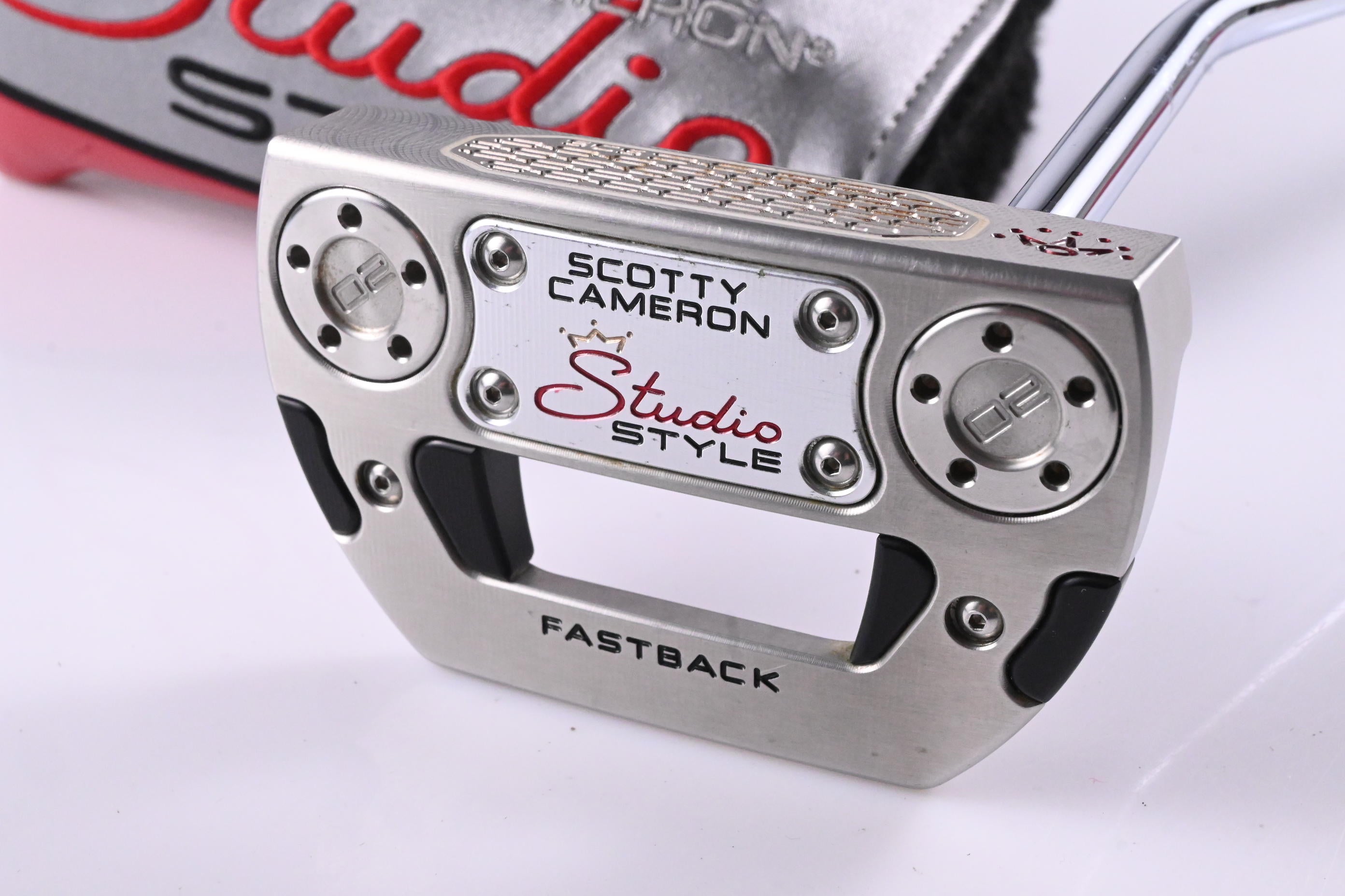 Scotty Cameron 2025 Studio Style Fastback Putter / 33 Inch