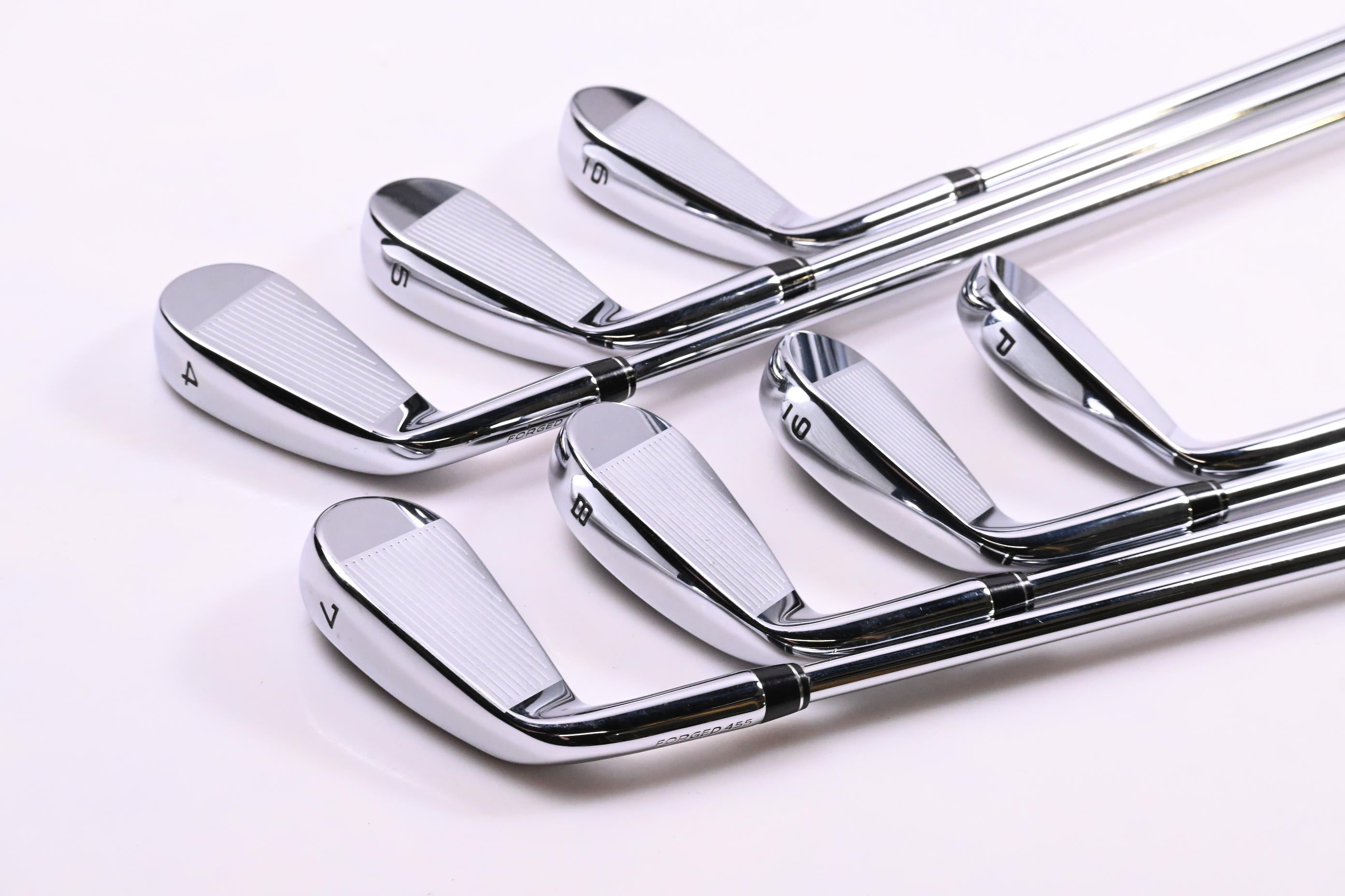 Callaway Paradym Irons / 4-PW / Regular Flex Elevate MPH 95 Shafts