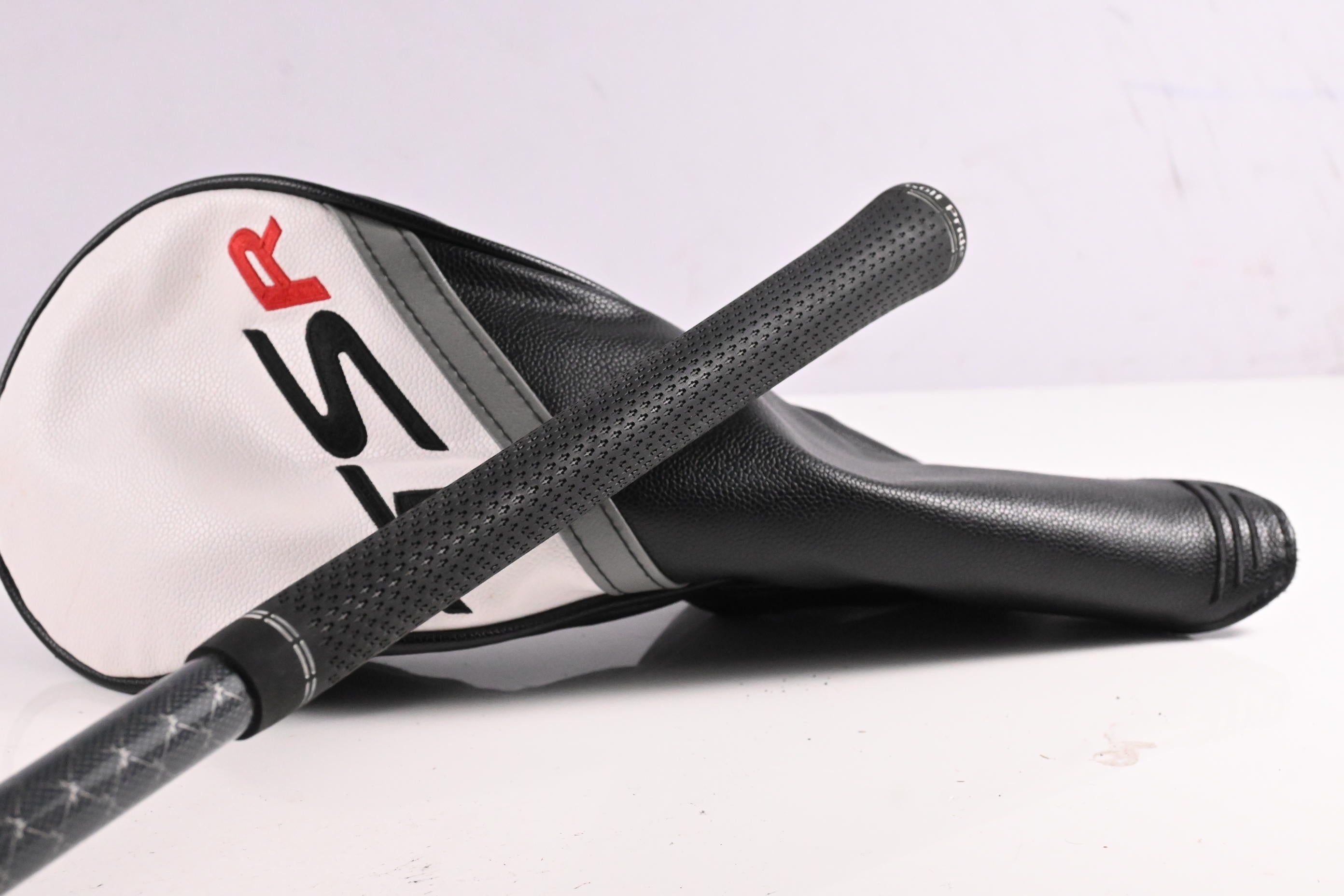 Left Hand Titleist TSR2 Driver / 10 Degree / Regular Flex Tensei AV Blue 55