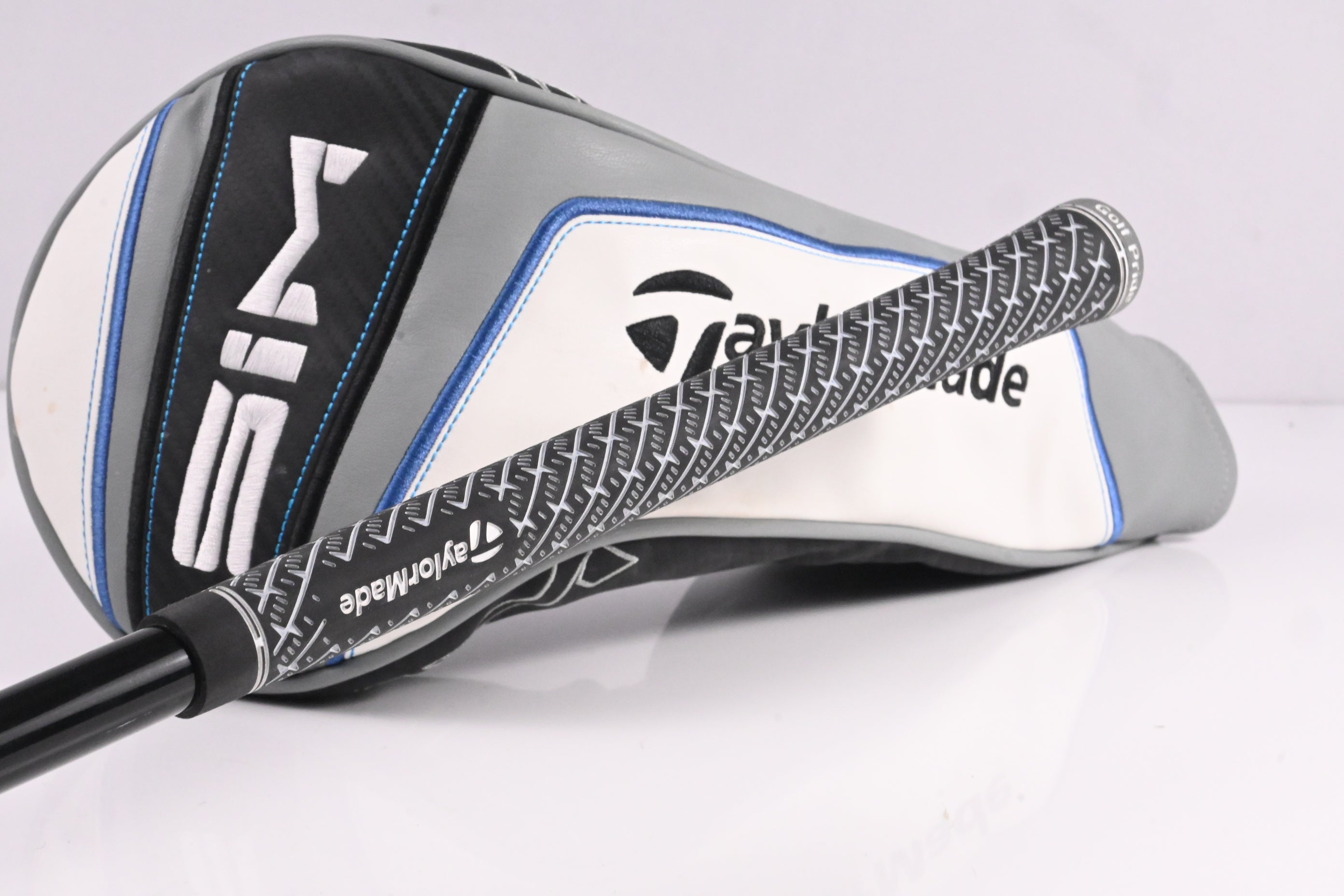 Taylormade SIM Driver / 9 Degree / Regular Flex Kuro Kage Silver 60 Shaft