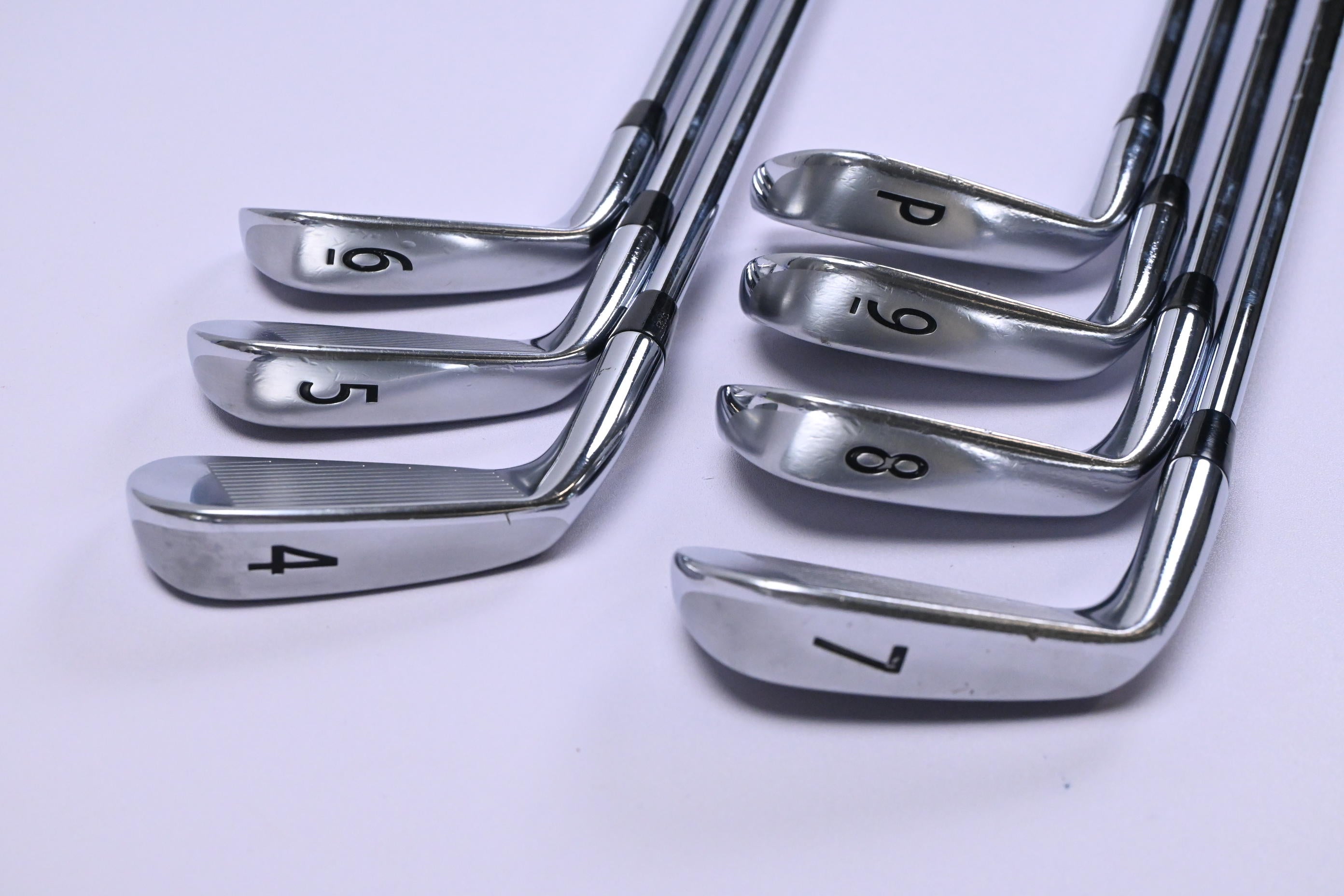Titleist AP2 710 Irons / 4-PW / Stiff Flex Titleist NS PRO 105T