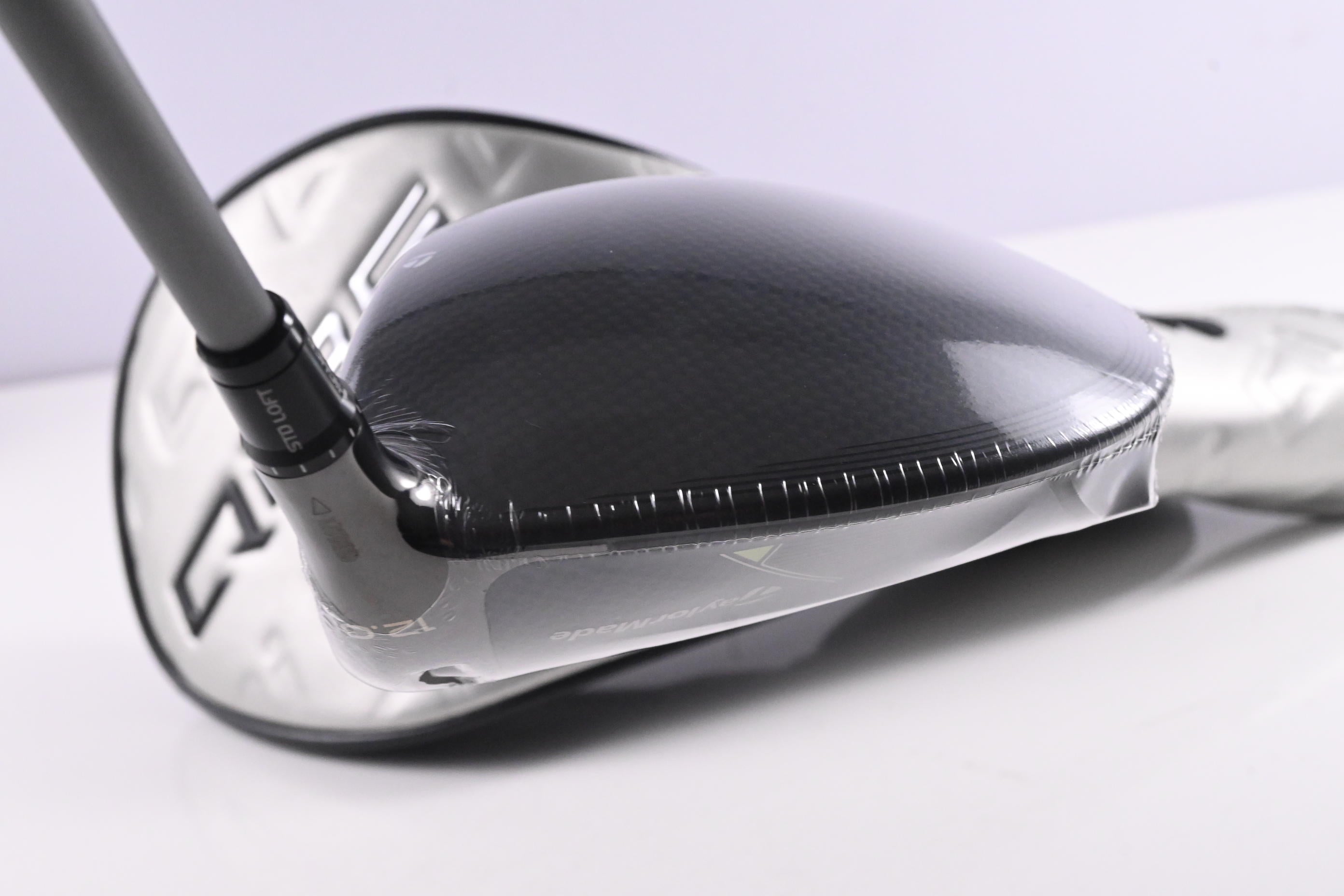 Taylormade Qi35 Driver / 12 Degree / Regular Flex Fujikura Air Speeder 50 Shaft