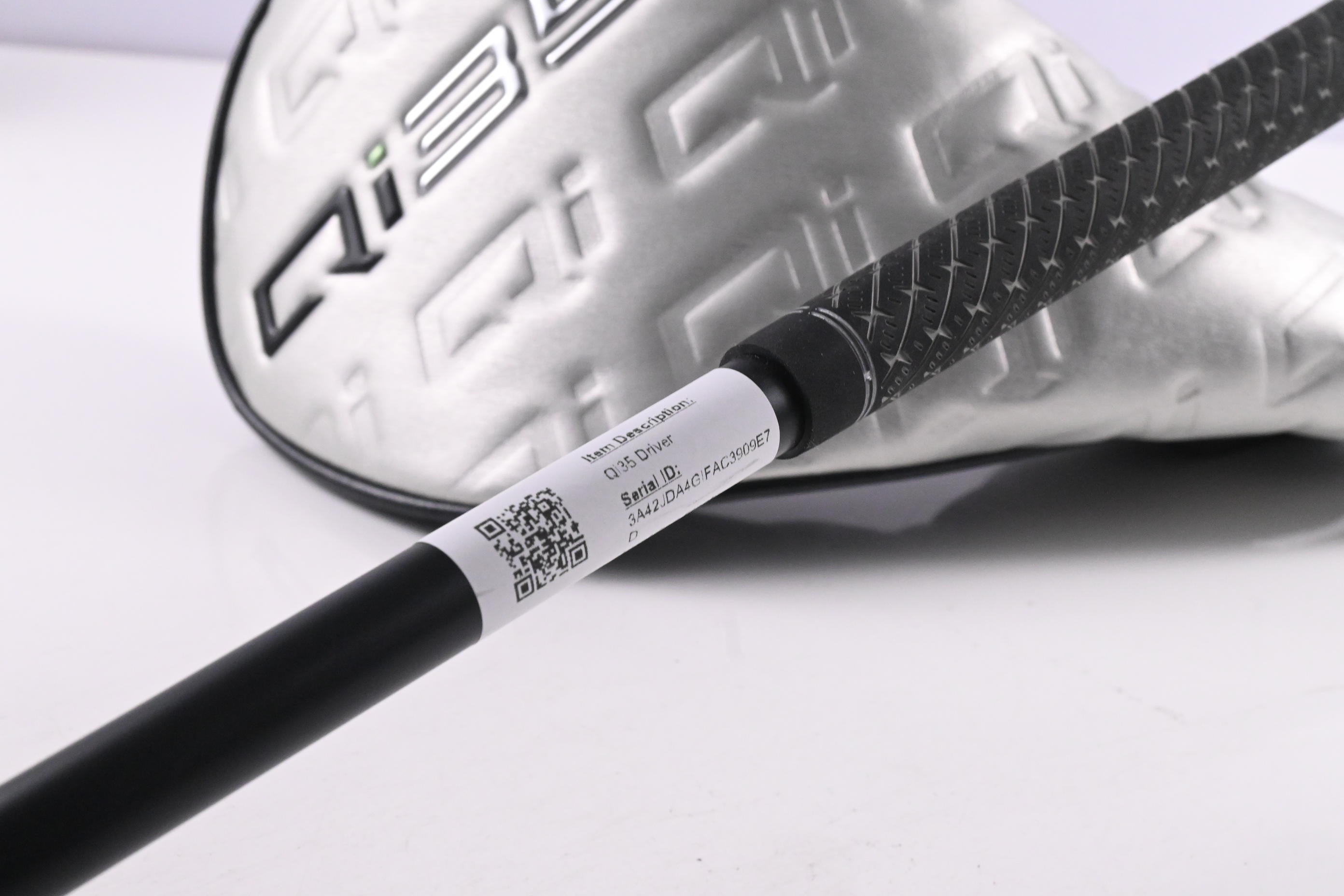 Taylormade Qi35 Driver / 12 Degree / Regular Flex Fujikura Air Speeder 50 Shaft