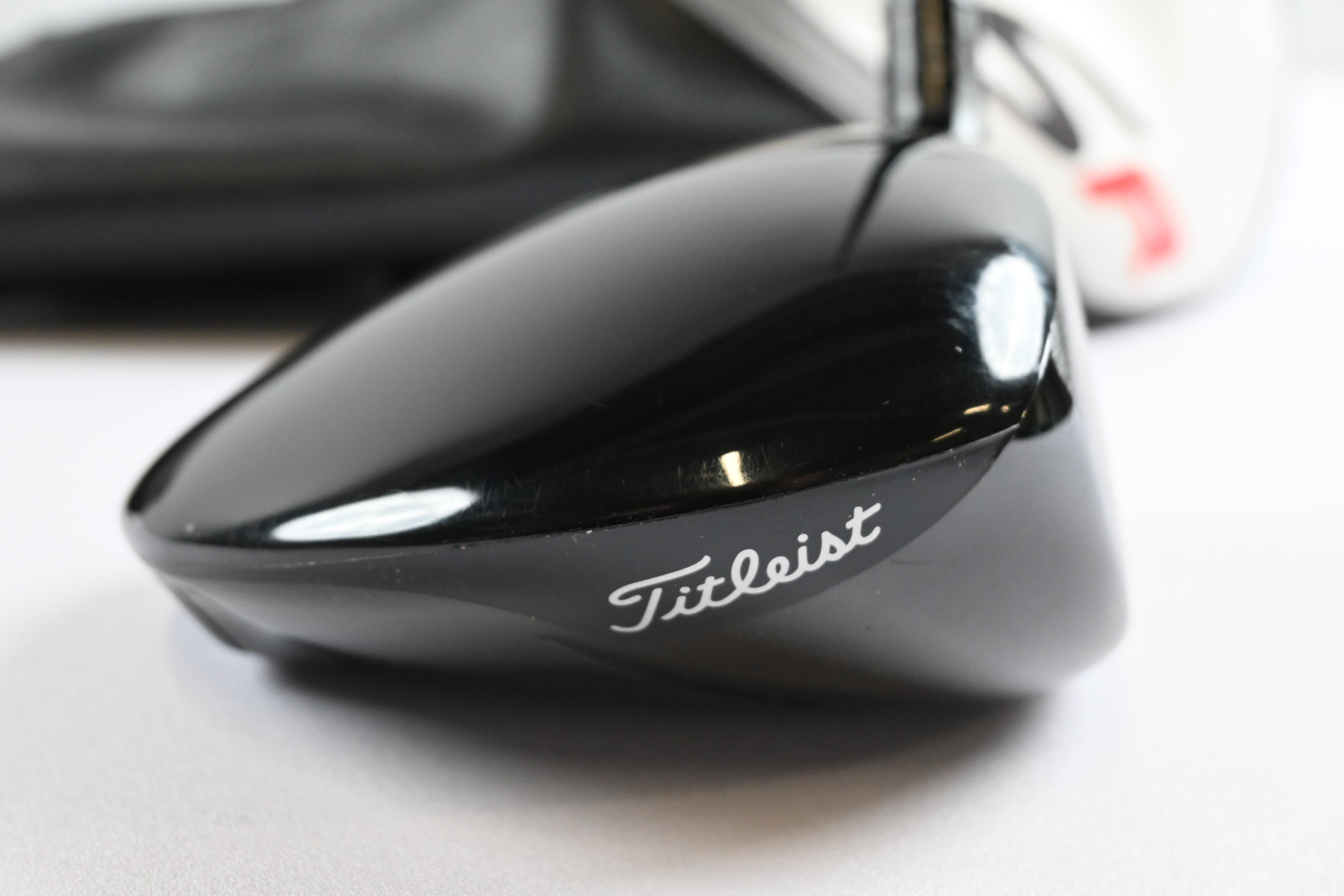 Titleist TSR2 Driver / 10 Degree / Stiff Flex Tensei AV Series Blue 55 Shaft