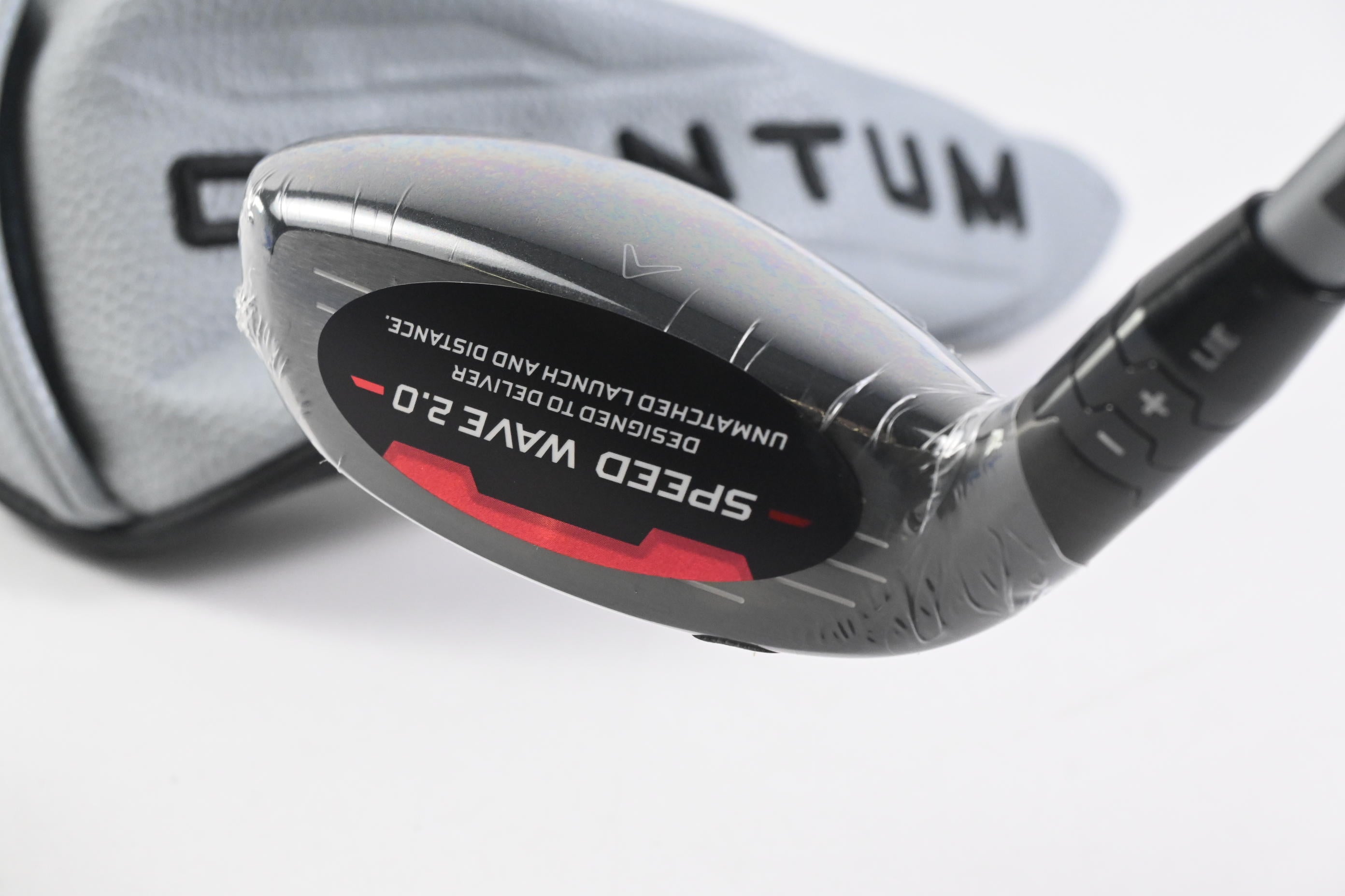 Callaway Quantum Max #3 Hybrid / 19 Degree / Stiff Flex Denali Frost Silver 70