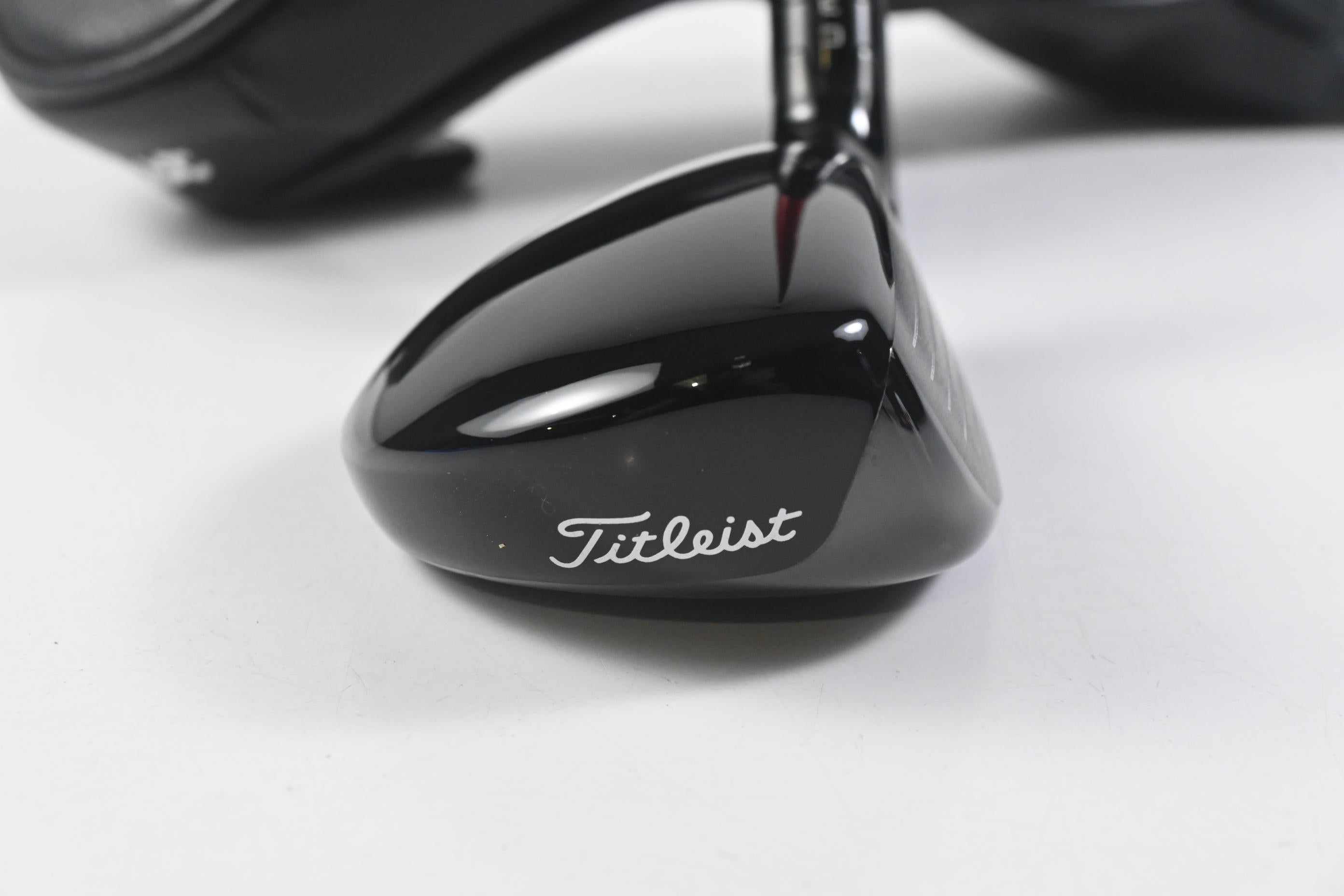 Titleist GT2 #5 Hybrid / 24 Degree / Regular Flex Denali Red 60 Shaft