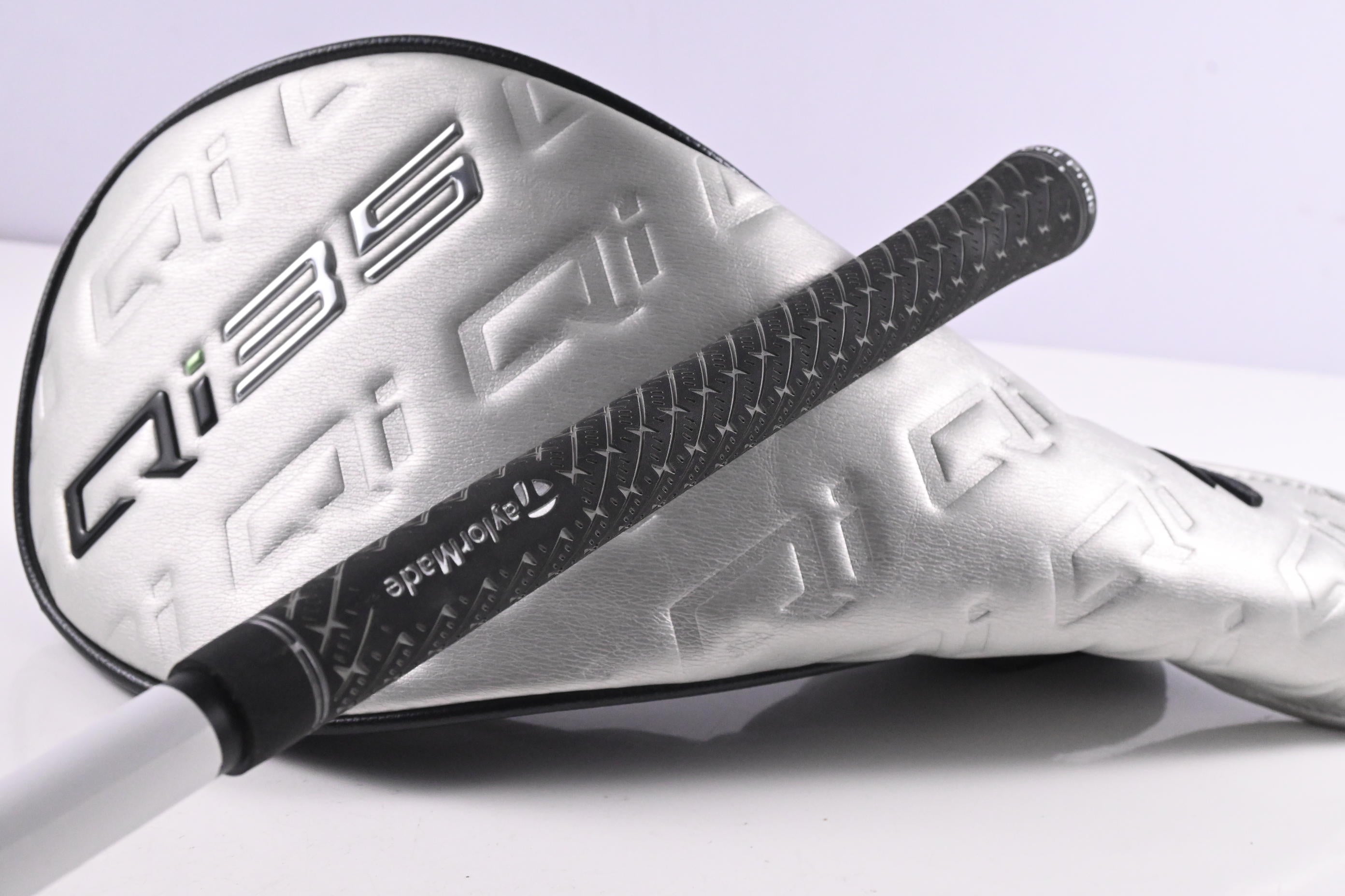 Taylormade Qi35 Driver / 12 Degree / Regular Flex Fujikura Air Speeder 50 Shaft